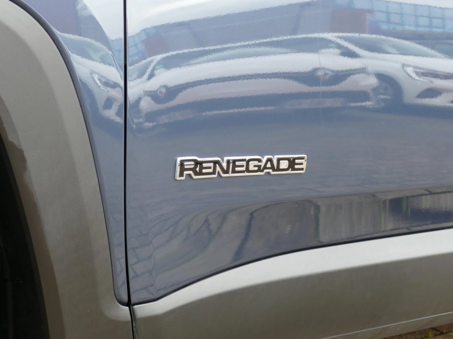 JEEP RENEGADE - Miniature 28 sur 33 - Cliquer pour voir cette photo