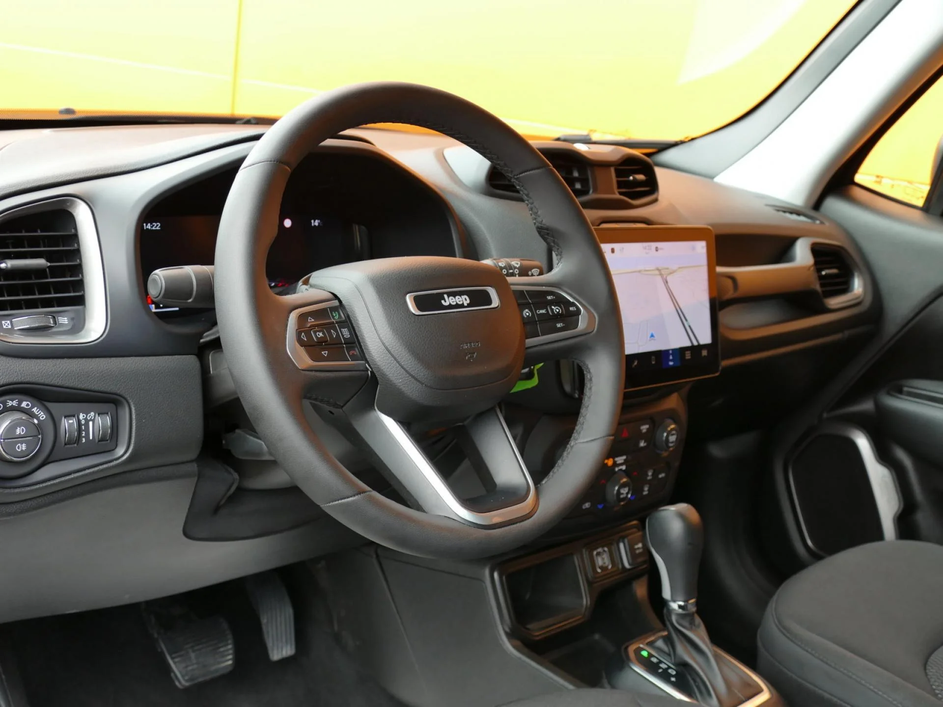 JEEP RENEGADE - Miniature 14 sur 33 - Cliquer pour voir cette photo