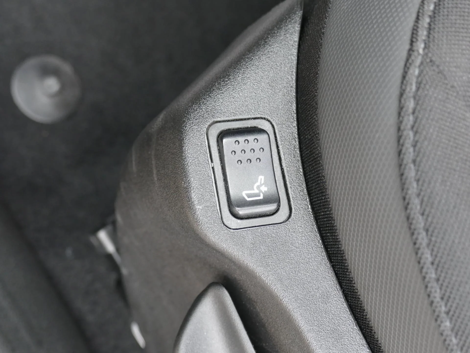JEEP RENEGADE - Miniature 20 sur 33 - Cliquer pour voir cette photo