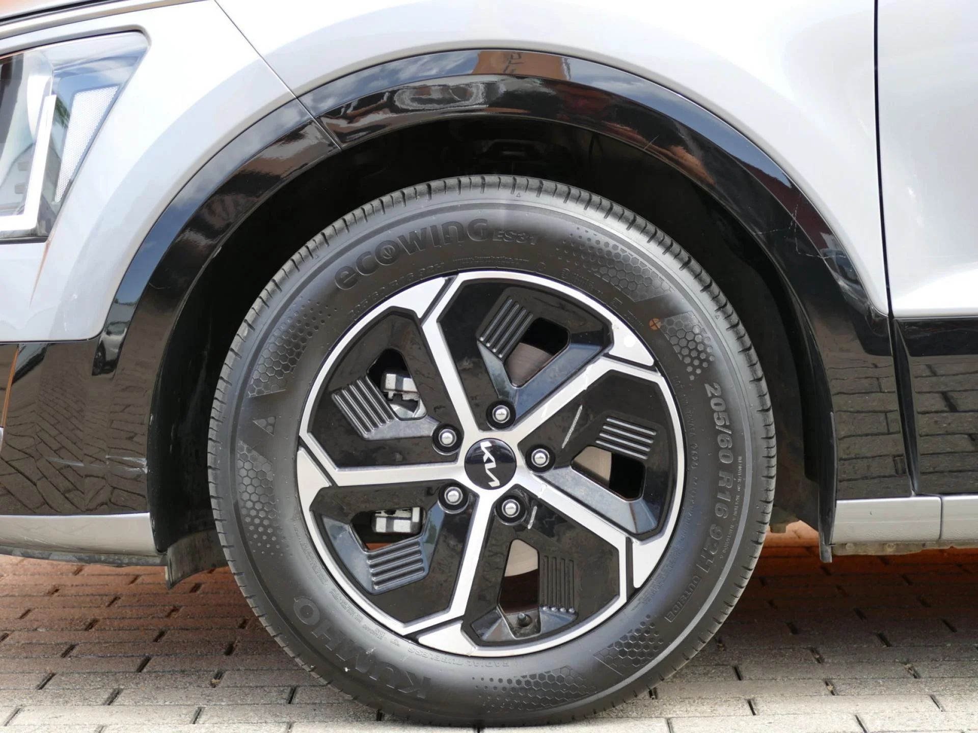 KIA NIRO - Miniature 29 sur 31 - Cliquer pour voir cette photo