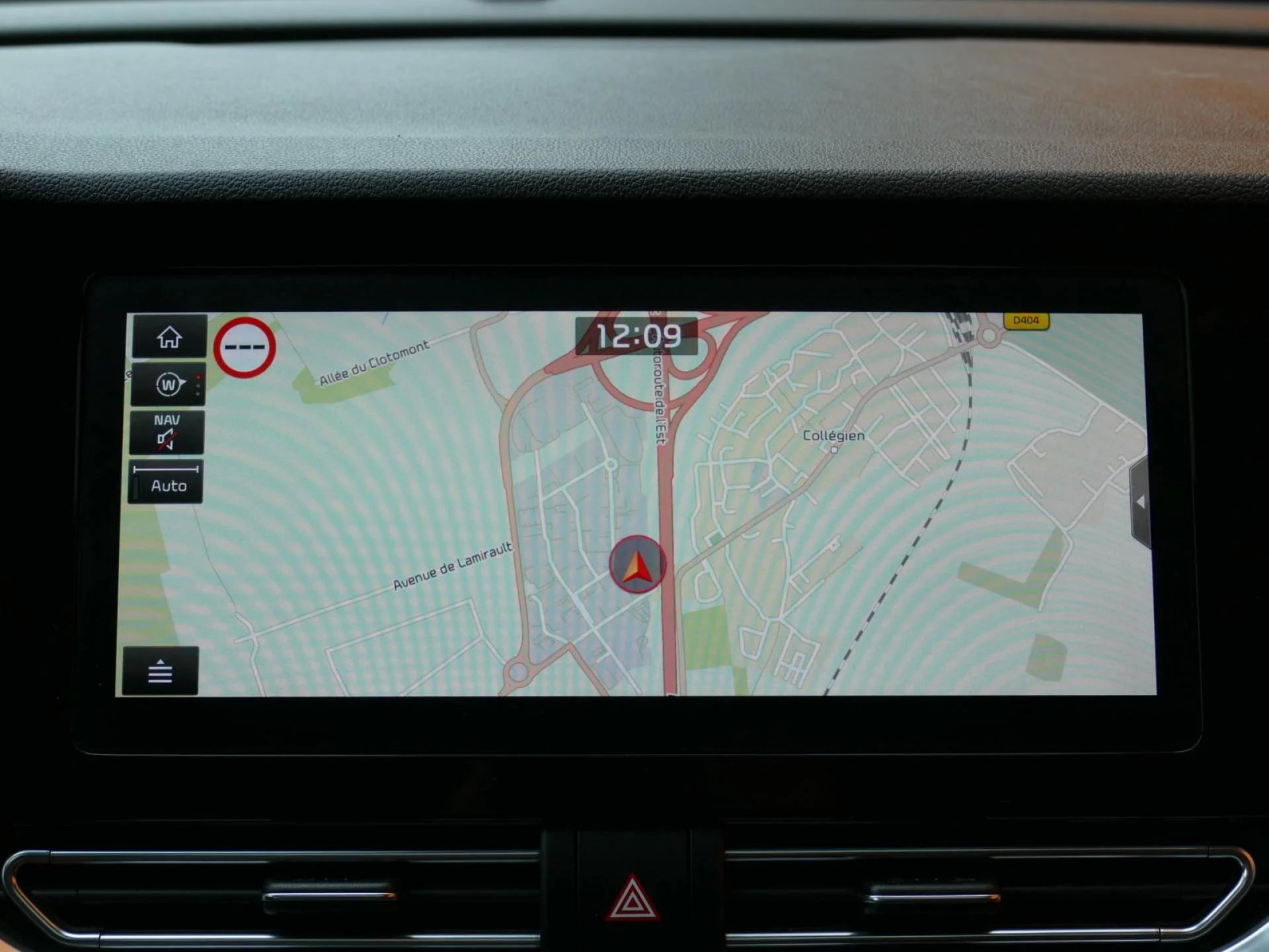 KIA NIRO - Miniature 9 sur 36 - Cliquer pour voir cette photo