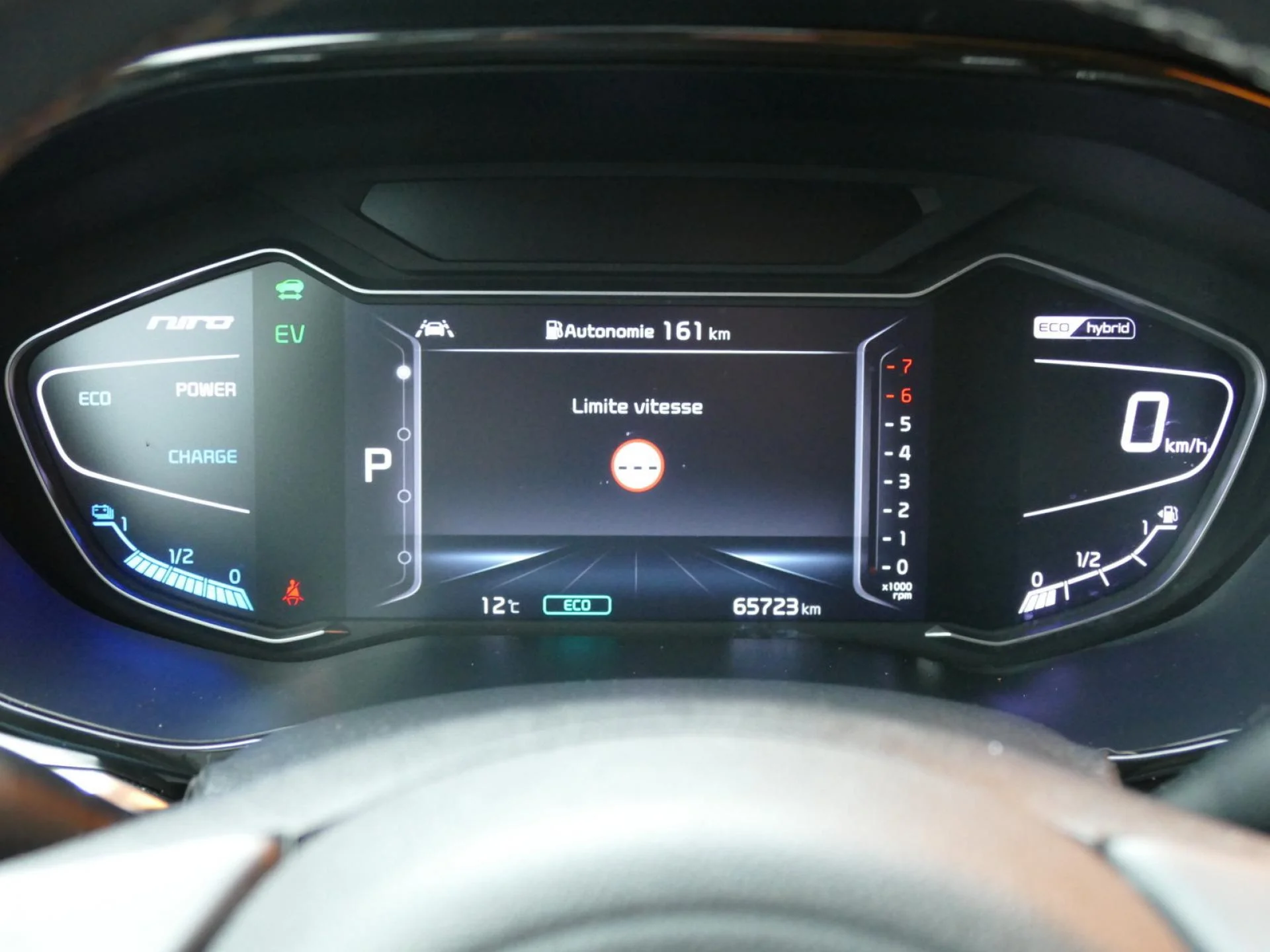 KIA NIRO - Miniature 14 sur 36 - Cliquer pour voir cette photo