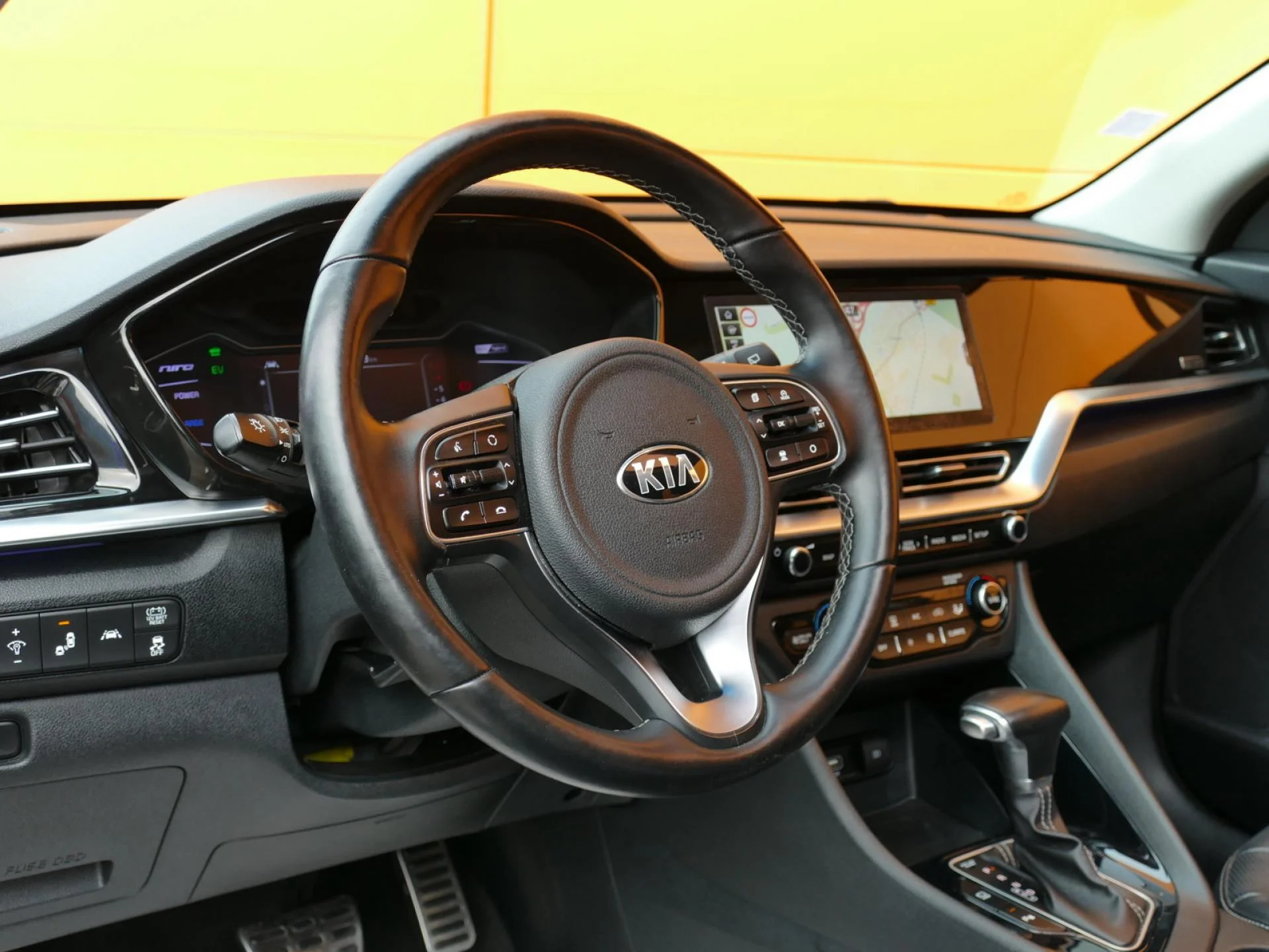 KIA NIRO - Miniature 13 sur 36 - Cliquer pour voir cette photo