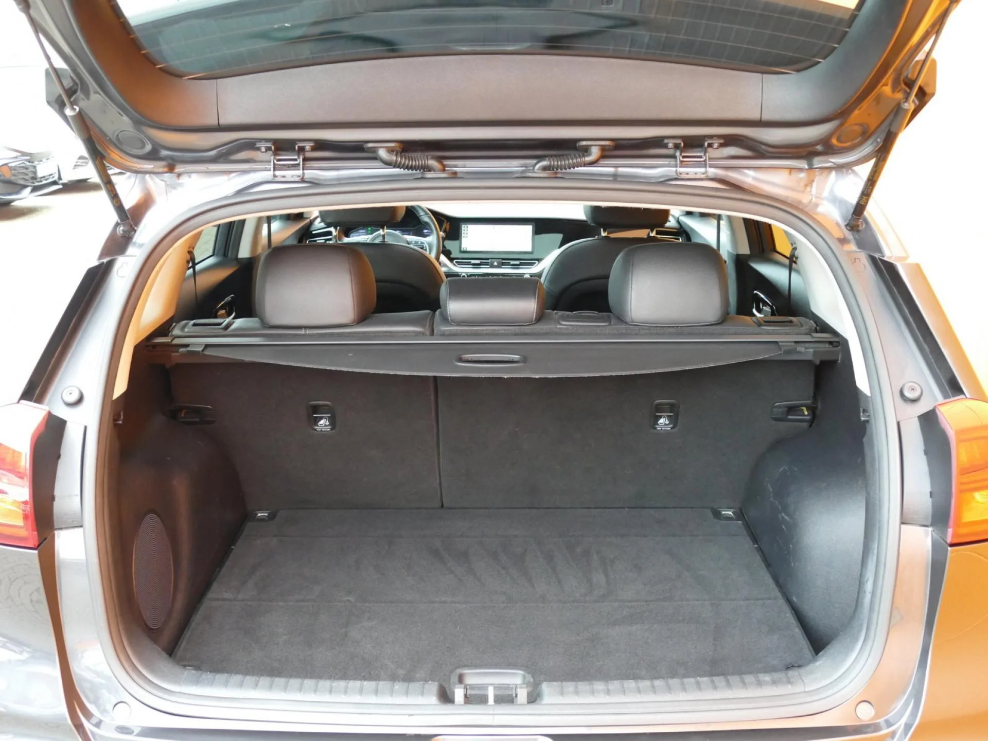 KIA NIRO - Miniature 8 sur 36 - Cliquer pour voir cette photo