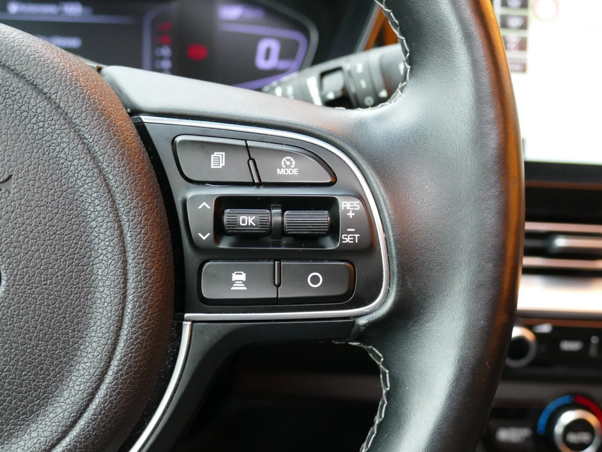 KIA NIRO - Miniature 17 sur 36 - Cliquer pour voir cette photo