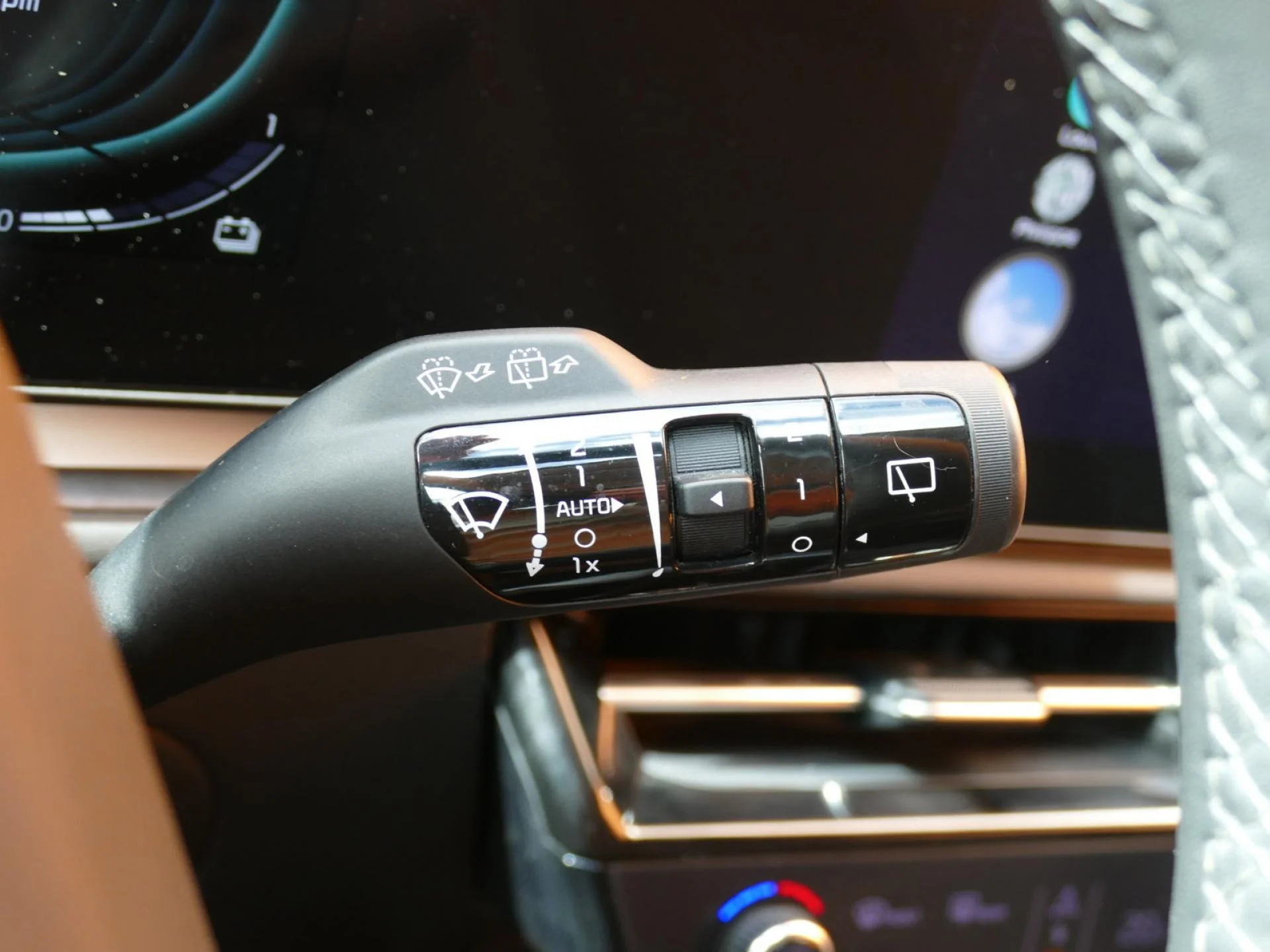 KIA NIRO - Miniature 24 sur 32 - Cliquer pour voir cette photo