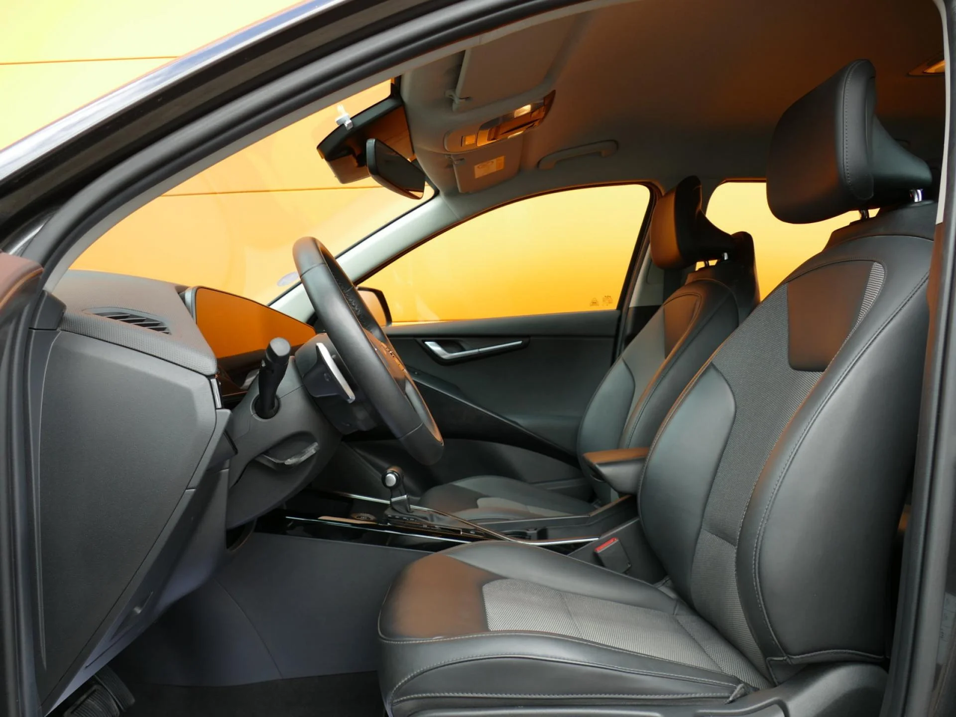 KIA NIRO - Miniature 7 sur 32 - Cliquer pour voir cette photo