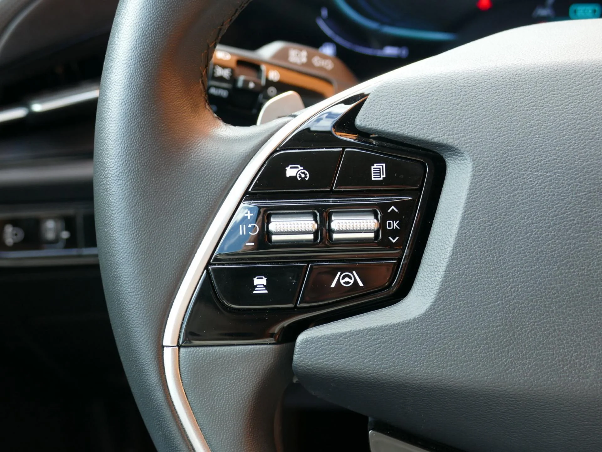 KIA NIRO - Miniature 17 sur 32 - Cliquer pour voir cette photo