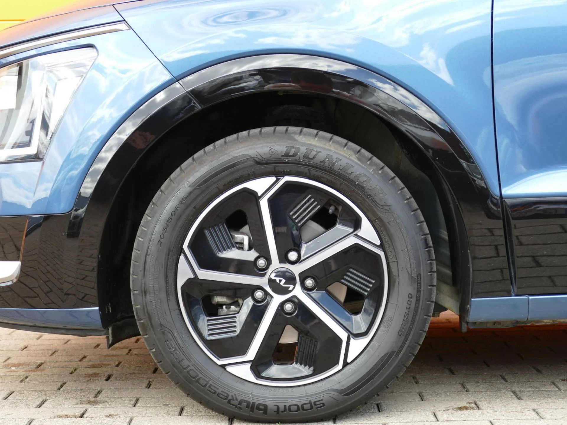 KIA NIRO - Miniature 29 sur 32 - Cliquer pour voir cette photo