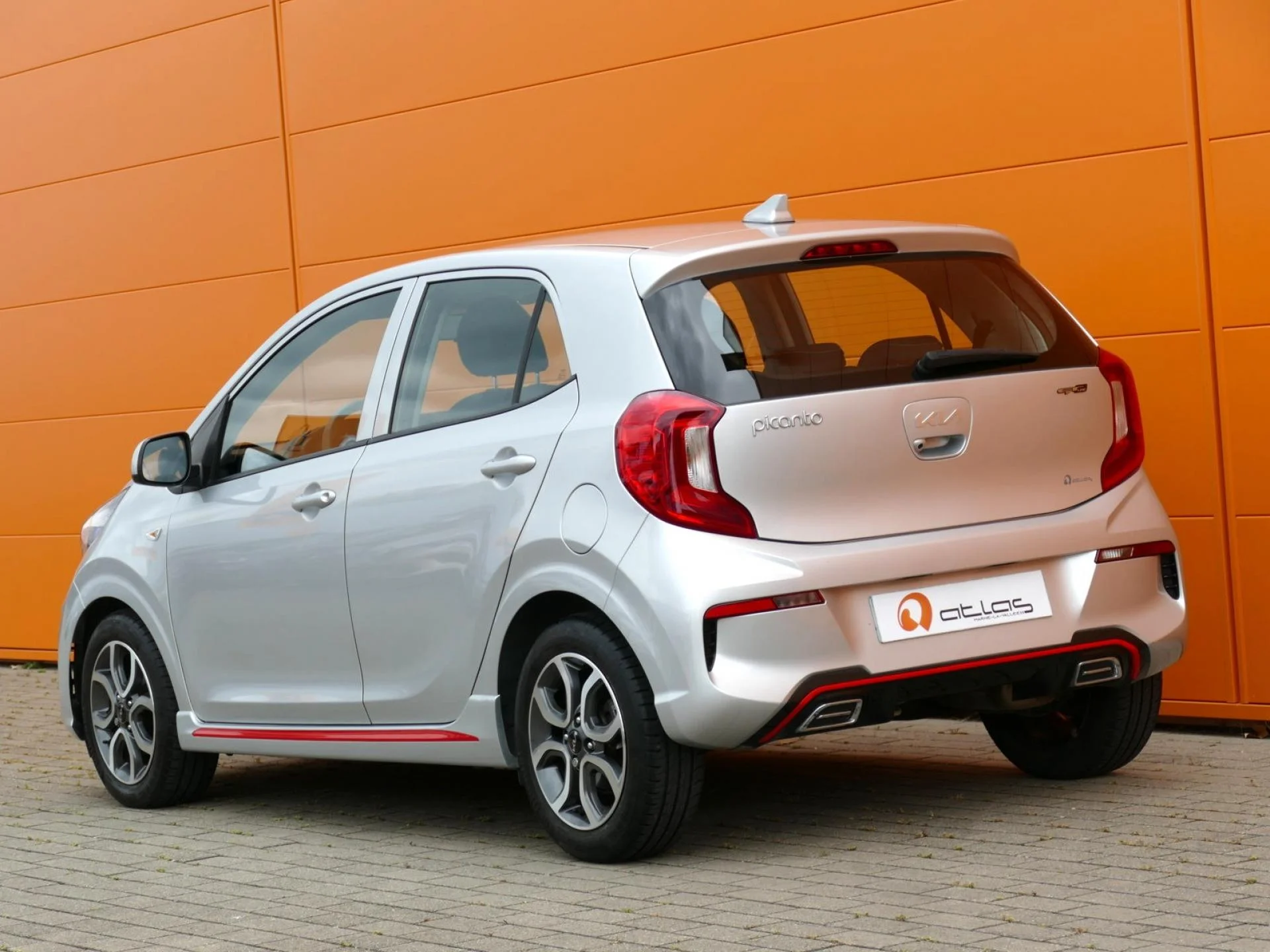 KIA PICANTO - Miniature 4 sur 32 - Cliquer pour voir cette photo