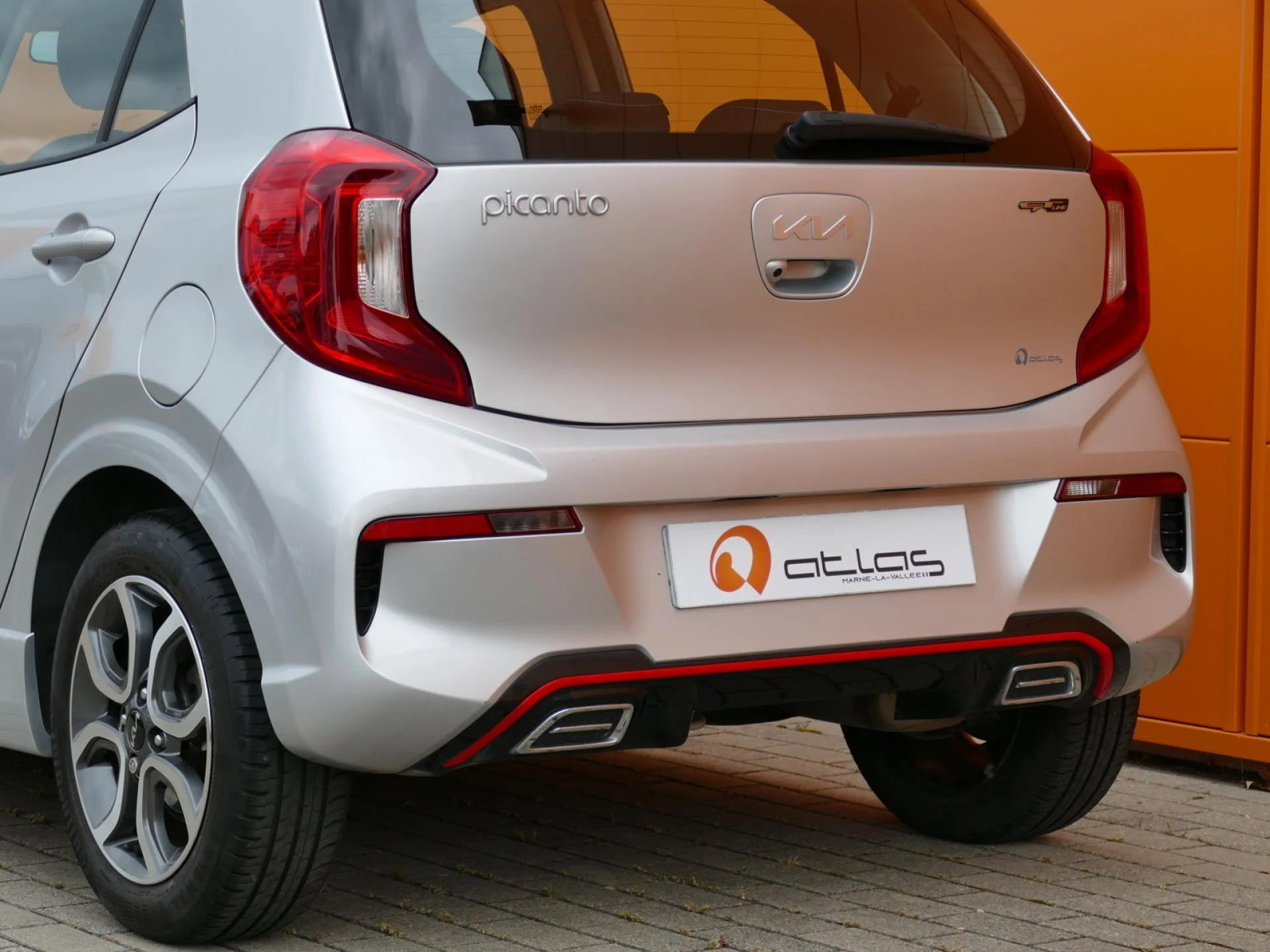 KIA PICANTO - Miniature 27 sur 32 - Cliquer pour voir cette photo