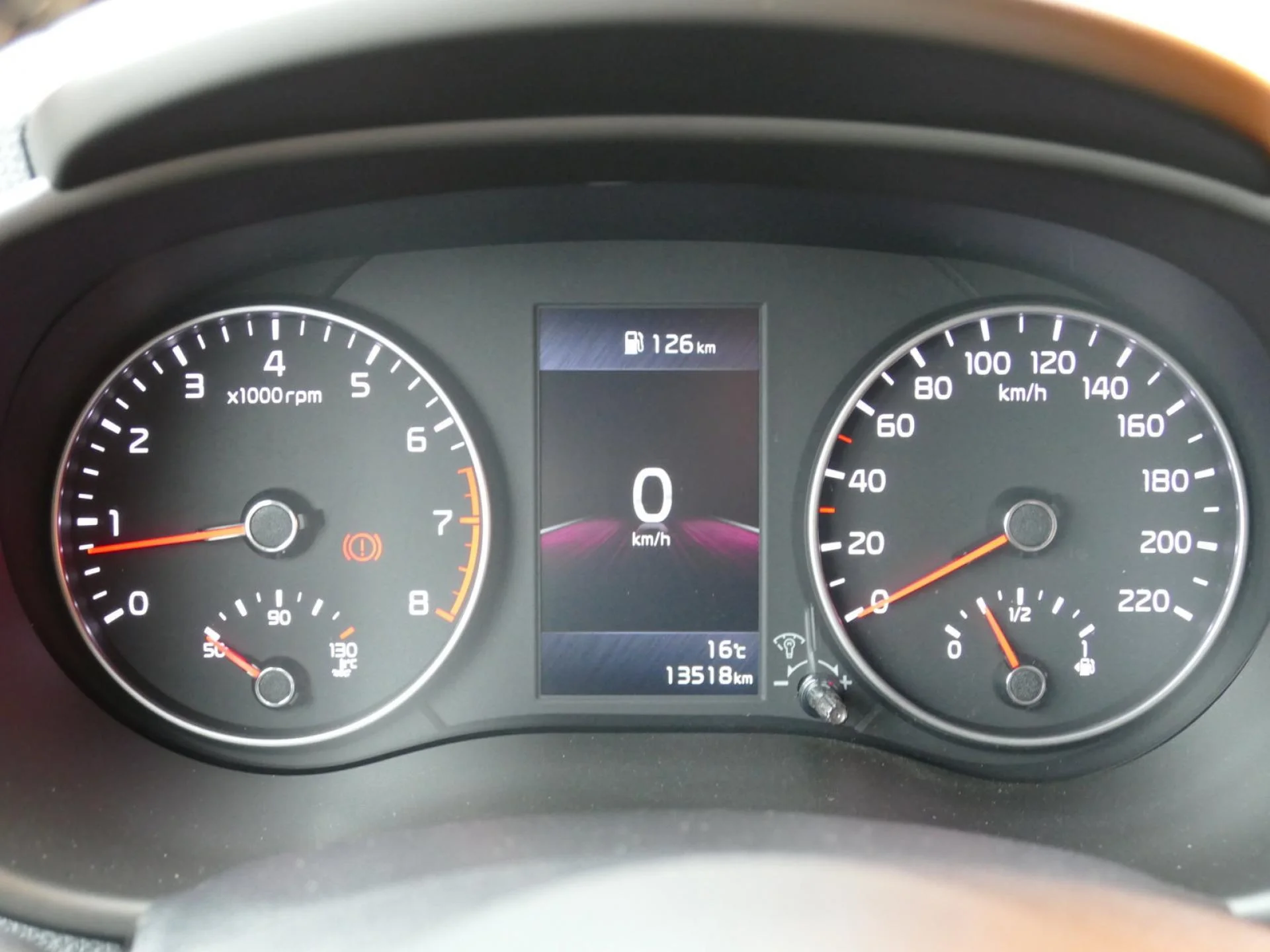 KIA PICANTO - Miniature 14 sur 32 - Cliquer pour voir cette photo