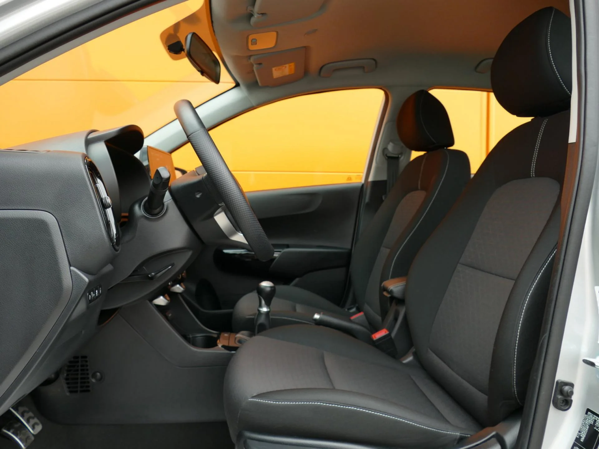 KIA PICANTO - Miniature 6 sur 32 - Cliquer pour voir cette photo