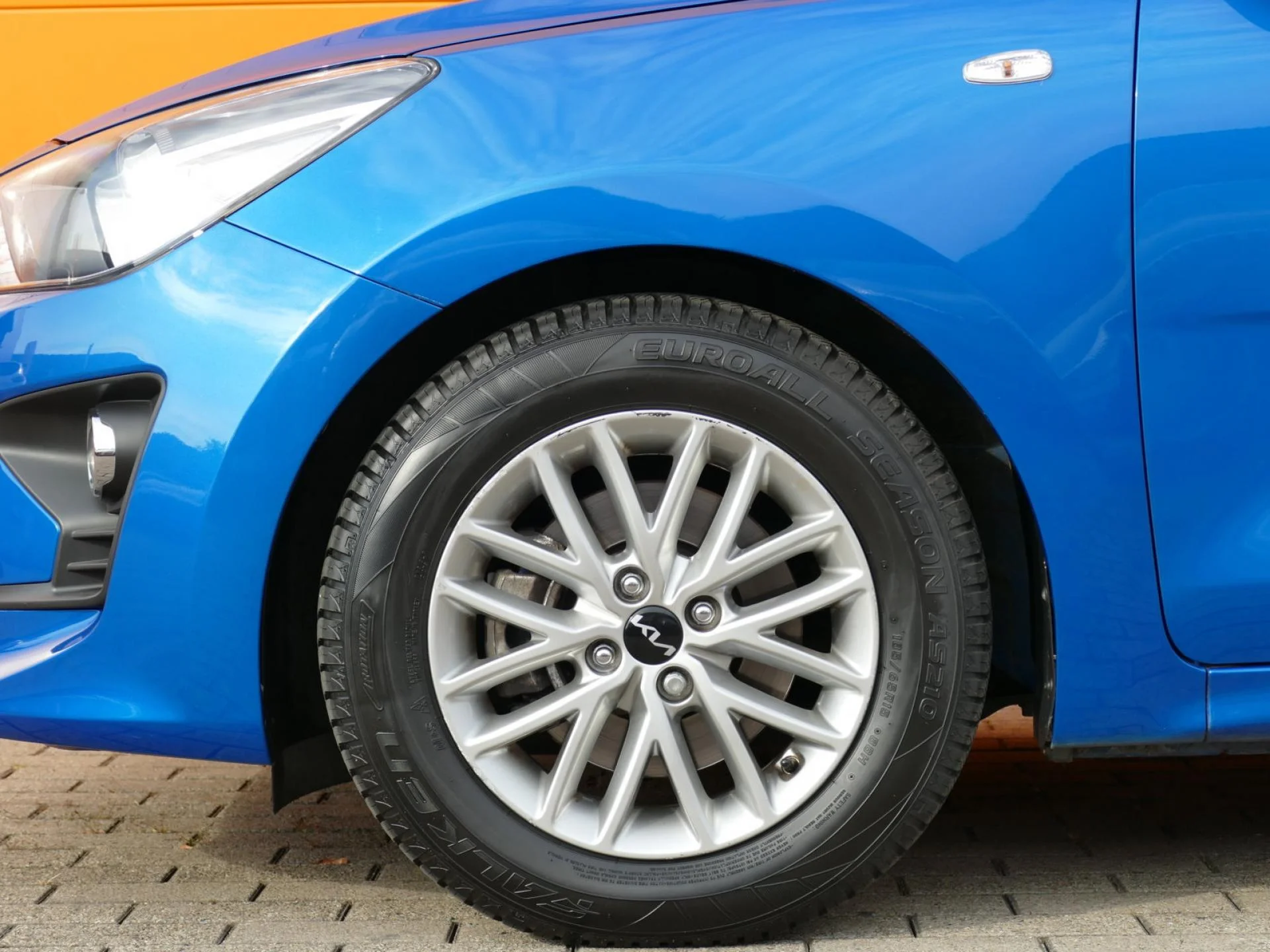 KIA RIO - Miniature 28 sur 31 - Cliquer pour voir cette photo