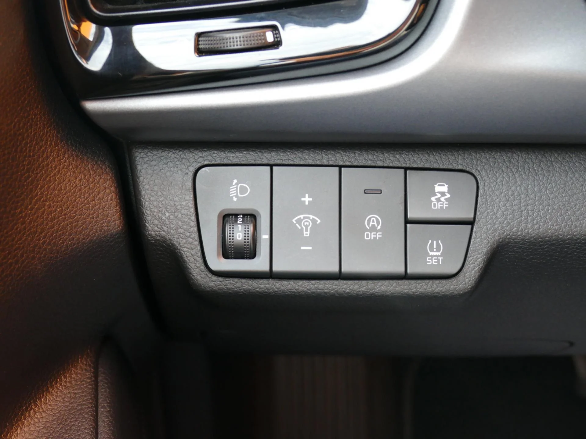 KIA RIO - Miniature 17 sur 31 - Cliquer pour voir cette photo