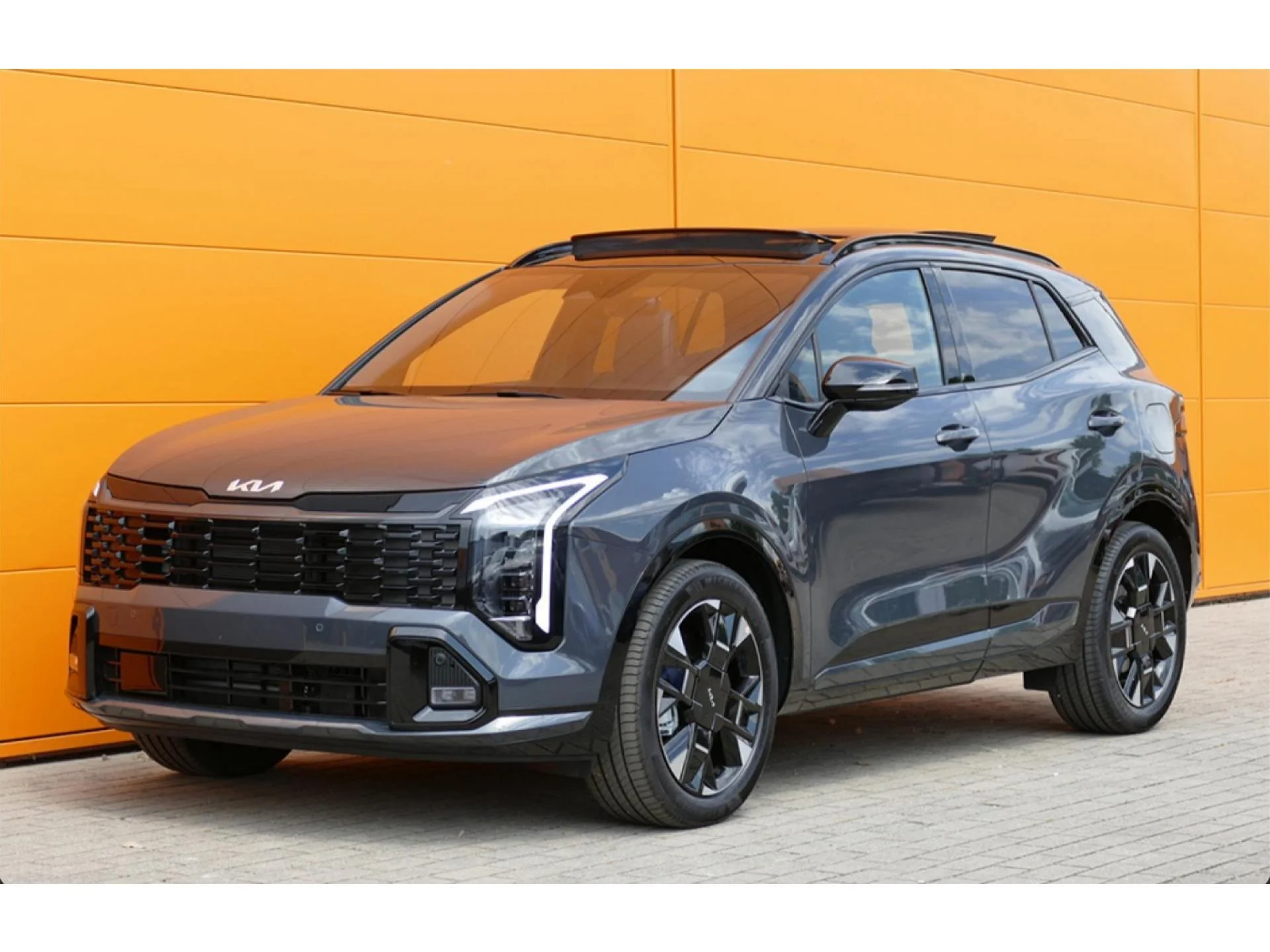 KIA SPORTAGE - Miniature 3 sur 37 - Cliquer pour voir cette photo