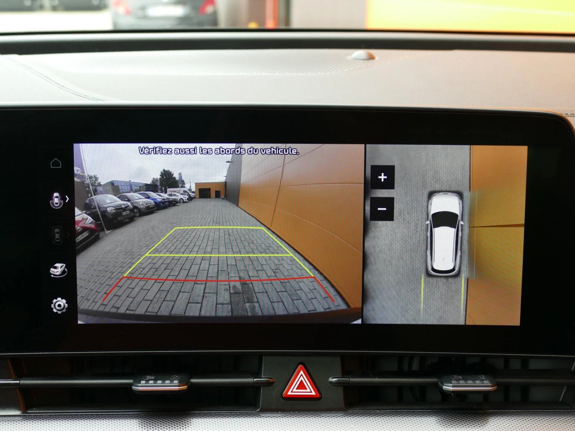 KIA SPORTAGE - Miniature 31 sur 33 - Cliquer pour voir cette photo
