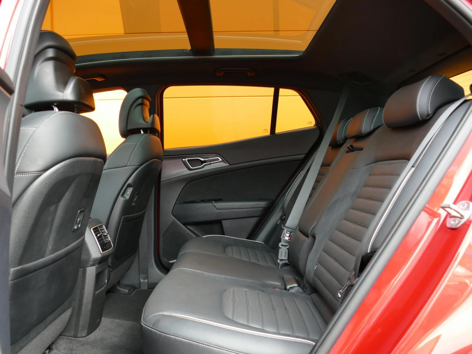 KIA SPORTAGE - Miniature 7 sur 37 - Cliquer pour voir cette photo