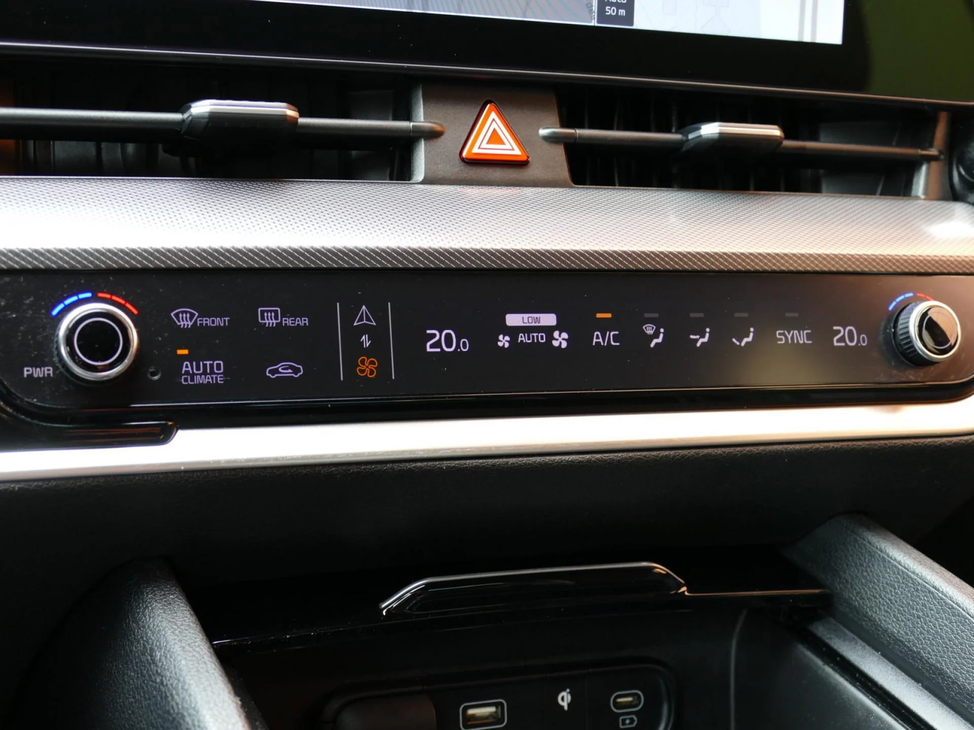 KIA SPORTAGE - Miniature 15 sur 37 - Cliquer pour voir cette photo