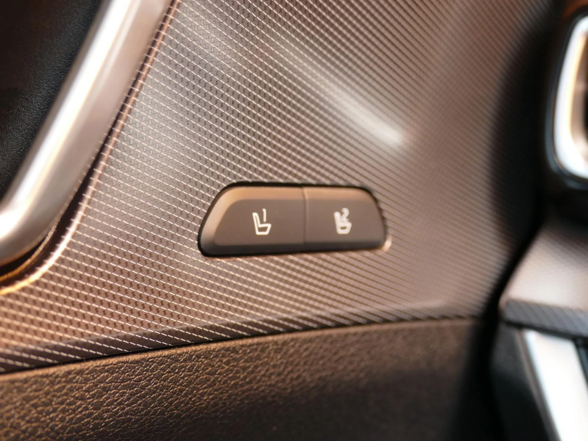 KIA SPORTAGE - Miniature 21 sur 37 - Cliquer pour voir cette photo