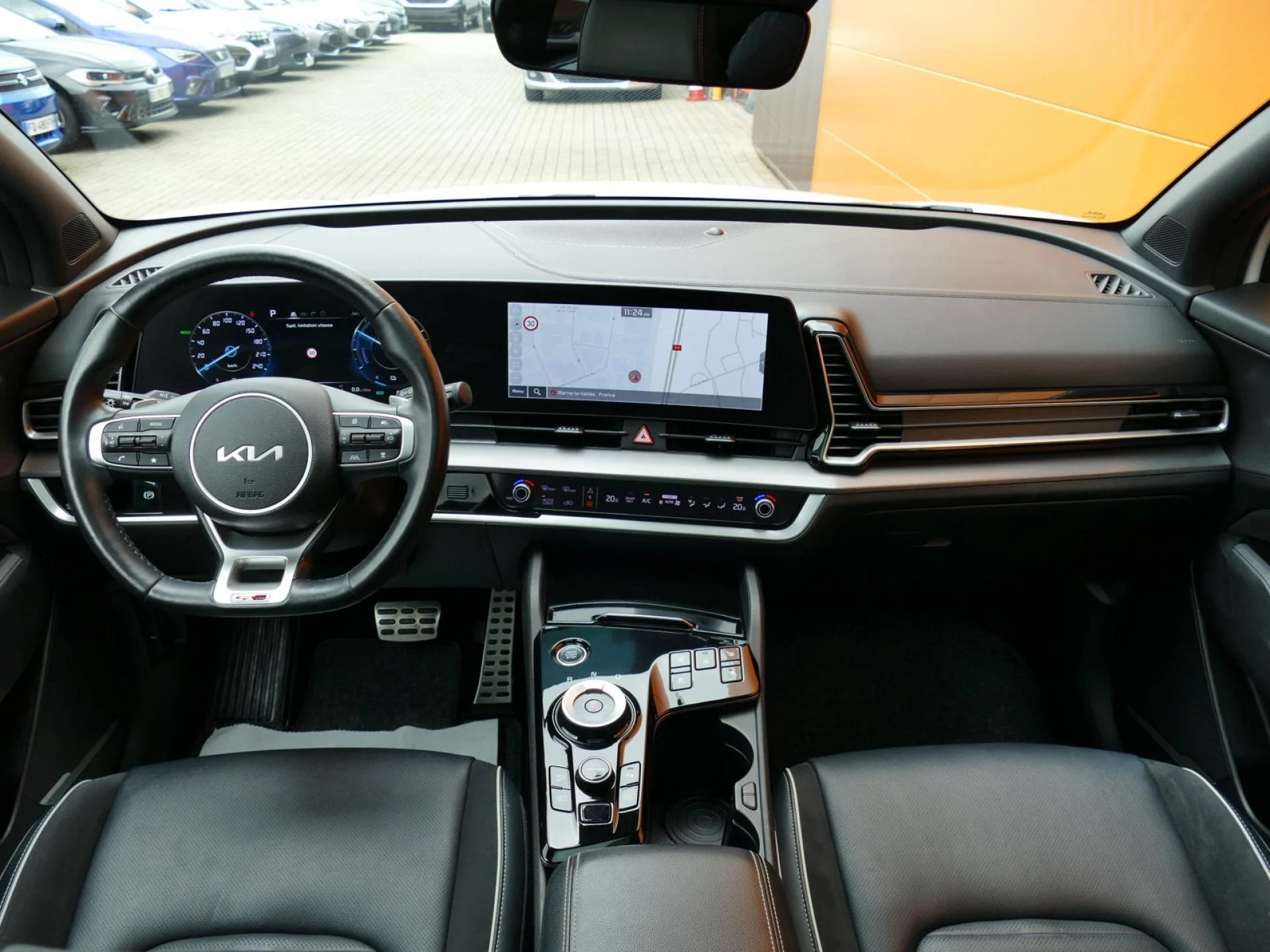 KIA SPORTAGE - Miniature 29 sur 37 - Cliquer pour voir cette photo