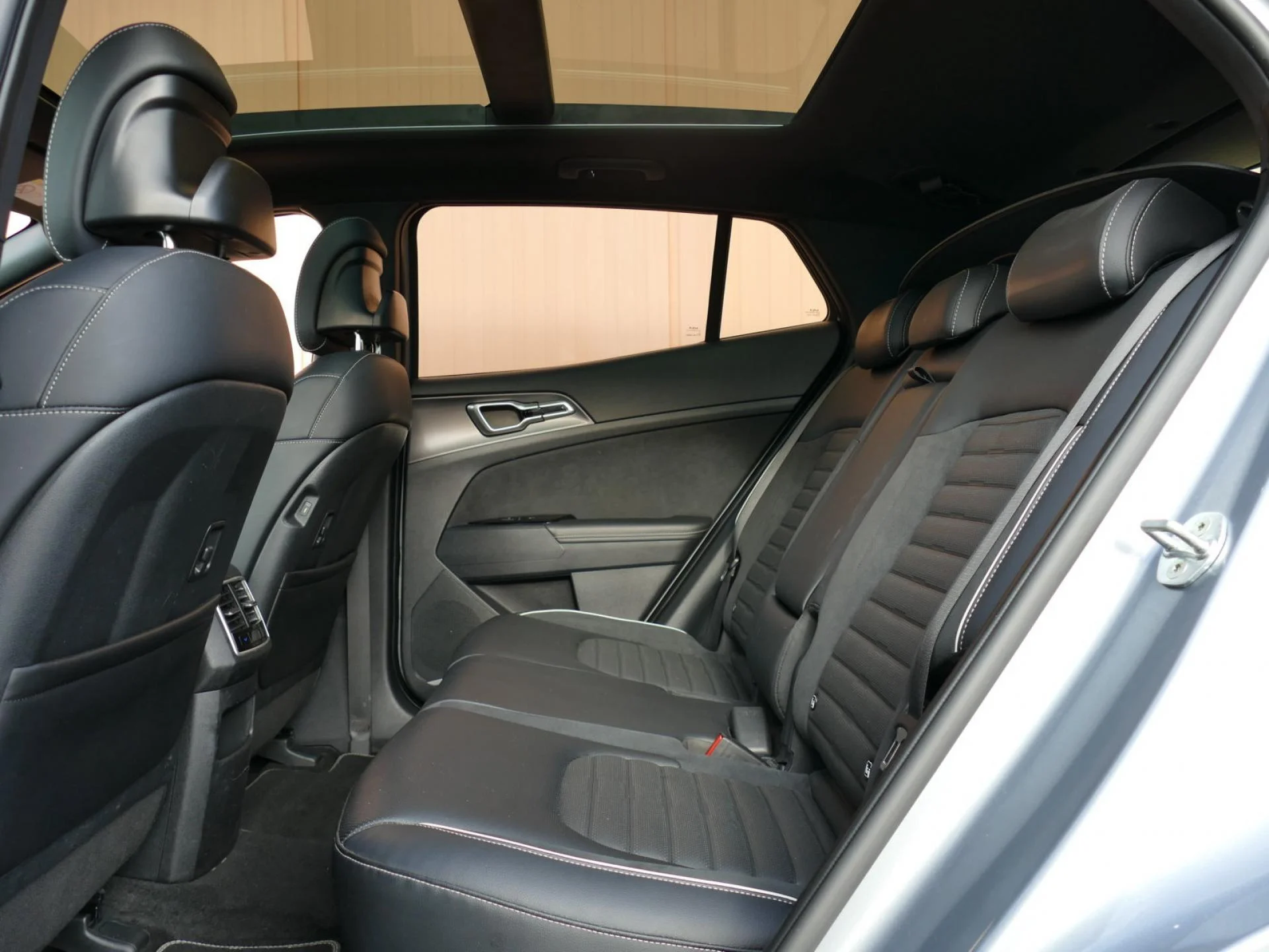 KIA SPORTAGE - Miniature 7 sur 19 - Cliquer pour voir cette photo