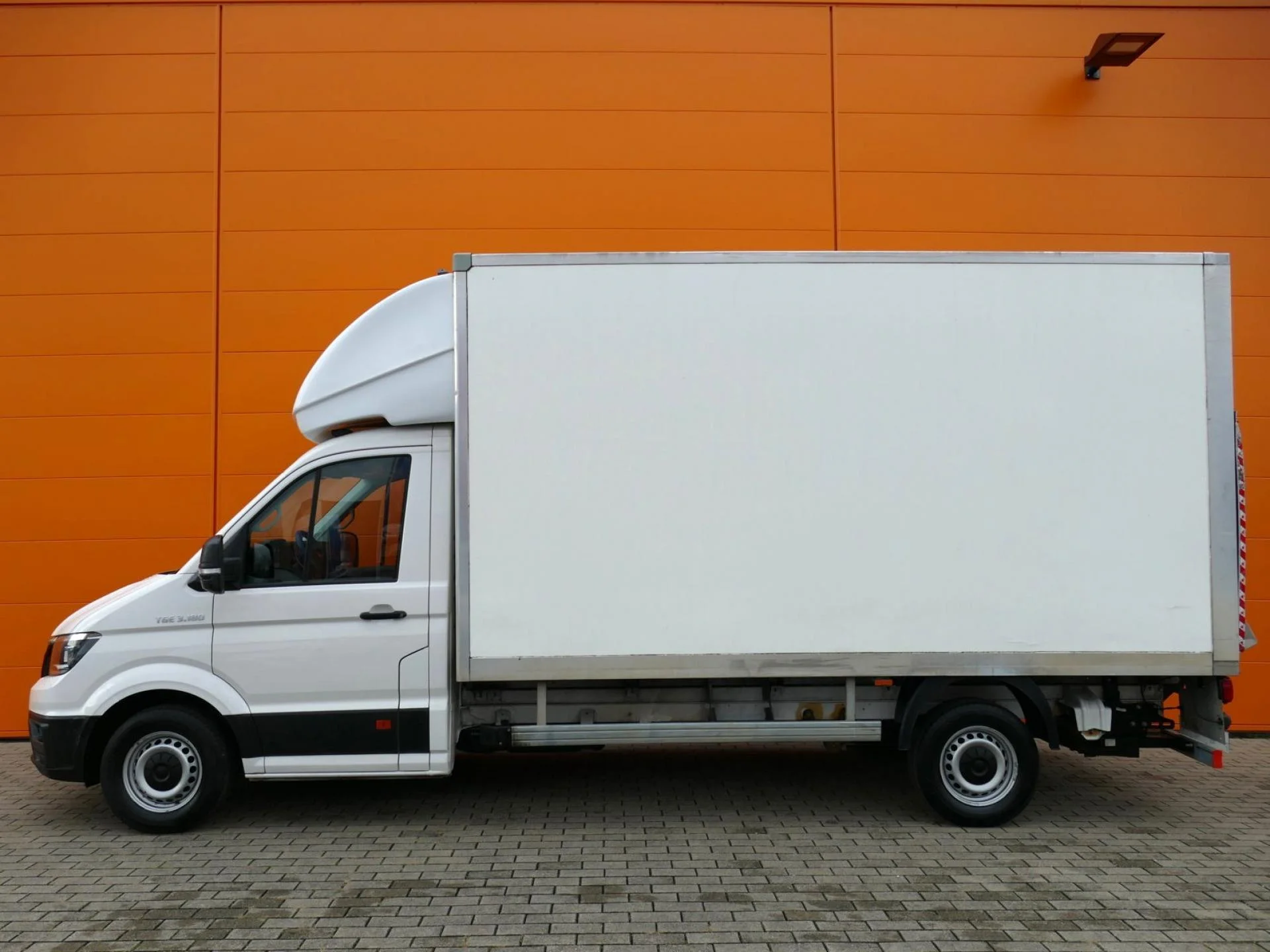 MAN TGE 3.180 - Miniature 3 sur 30 - Cliquer pour voir cette photo