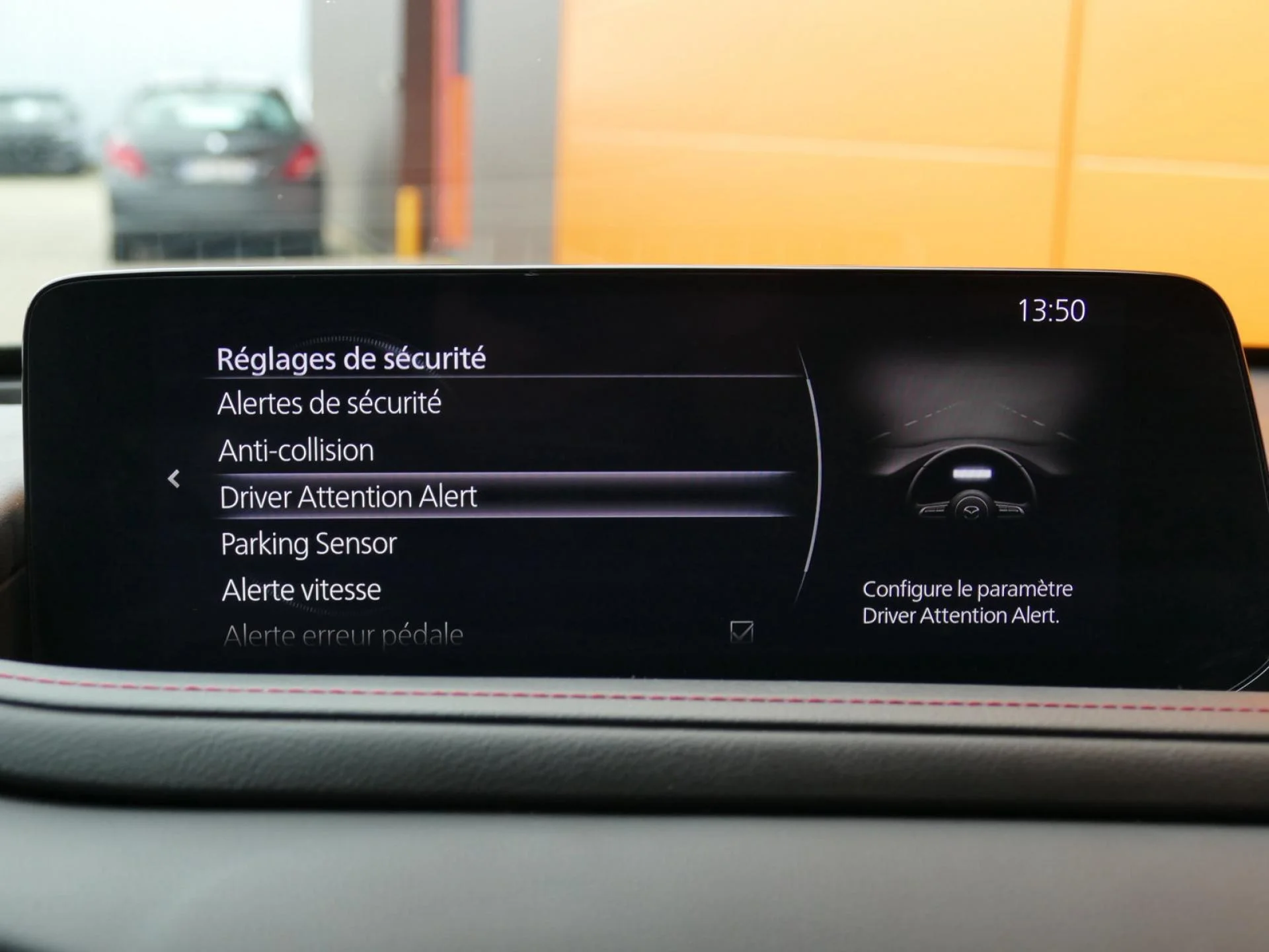 MAZDA CX-30 - Miniature 14 sur 34 - Cliquer pour voir cette photo