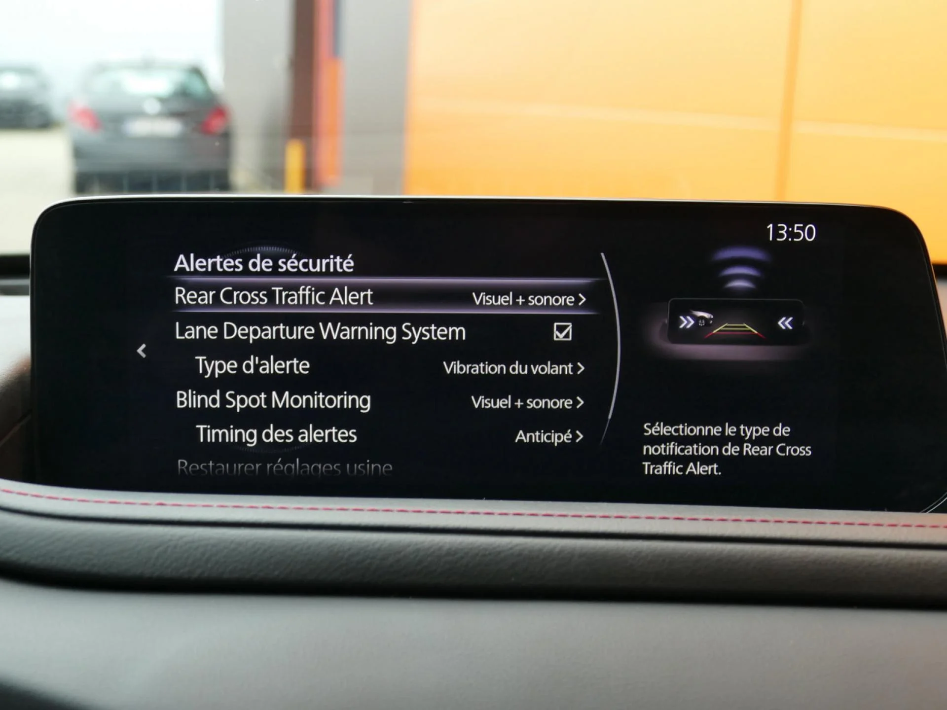 MAZDA CX-30 - Miniature 13 sur 34 - Cliquer pour voir cette photo