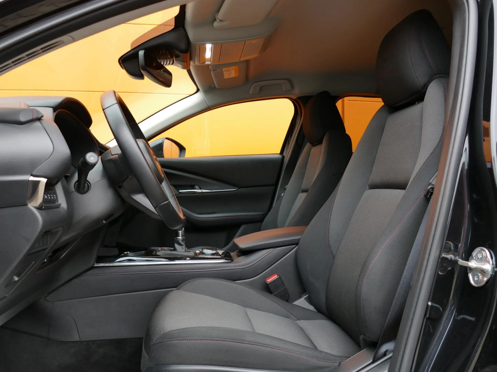 MAZDA CX-30 - Miniature 6 sur 34 - Cliquer pour voir cette photo