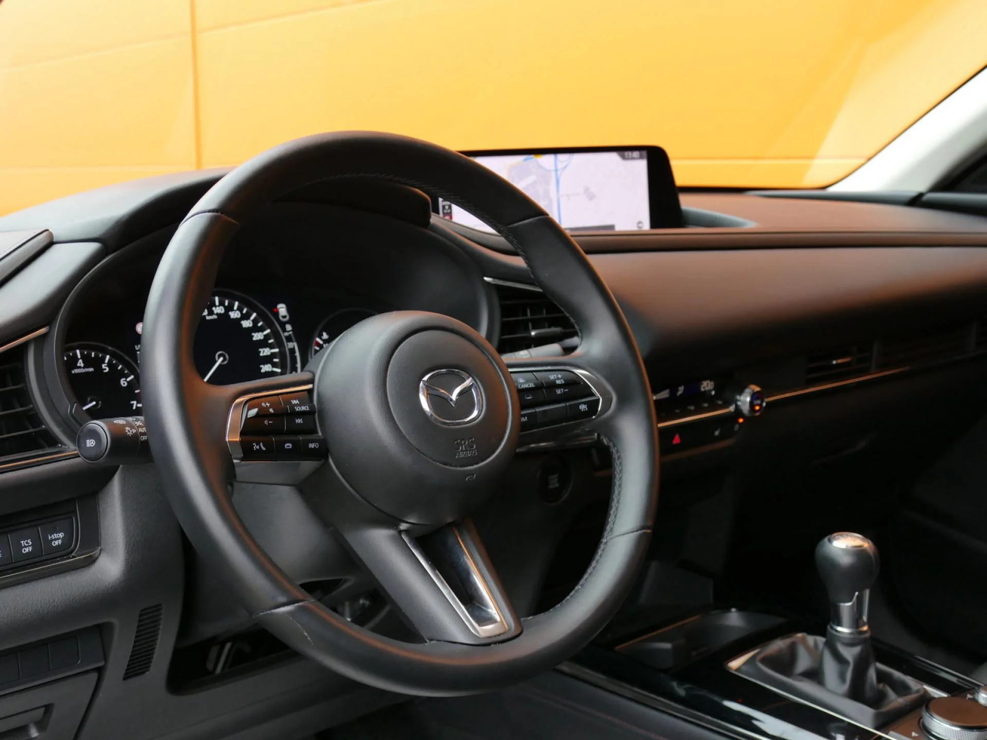 MAZDA CX-30 - Miniature 18 sur 34 - Cliquer pour voir cette photo