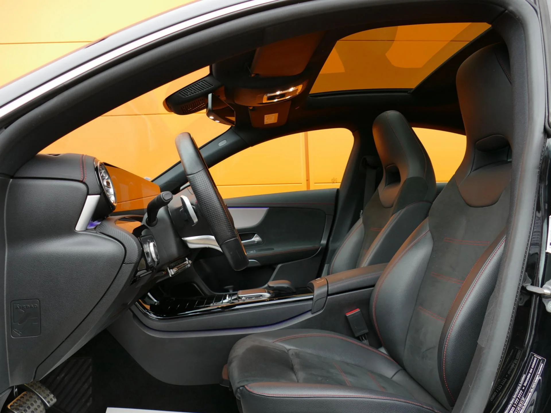 MERCEDES CLA - Miniature 6 sur 32 - Cliquer pour voir cette photo