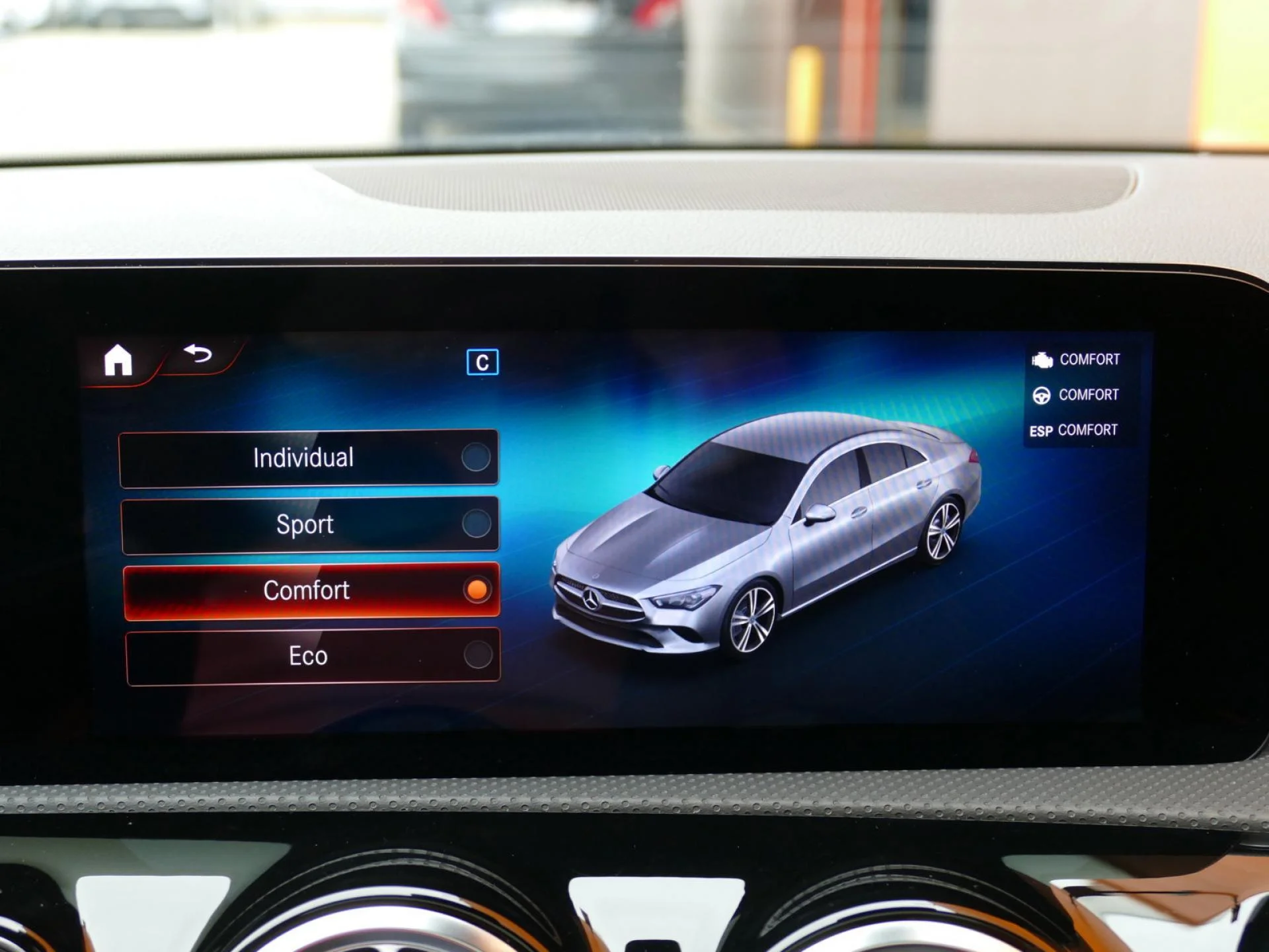 MERCEDES CLA - Miniature 12 sur 32 - Cliquer pour voir cette photo