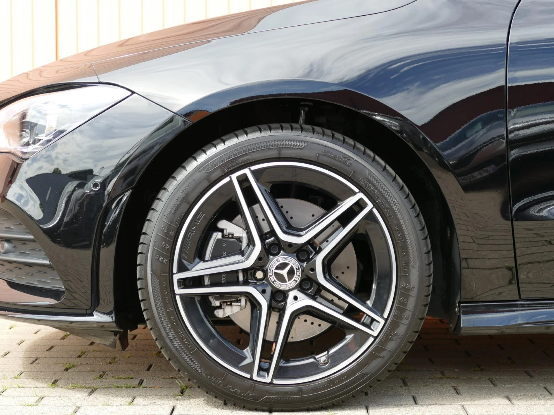 MERCEDES CLA - Miniature 23 sur 24 - Cliquer pour voir cette photo