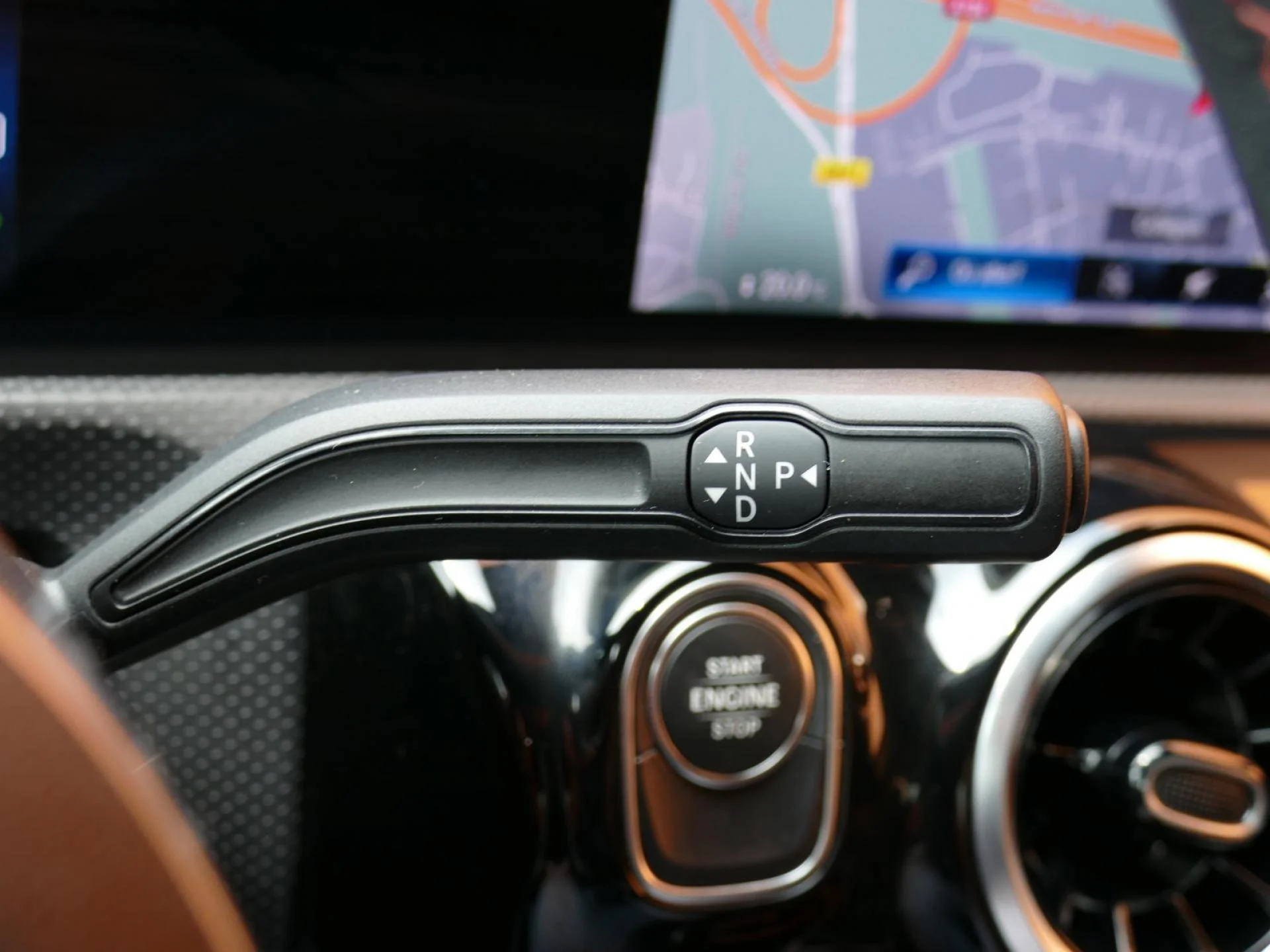 MERCEDES CLA - Miniature 24 sur 32 - Cliquer pour voir cette photo