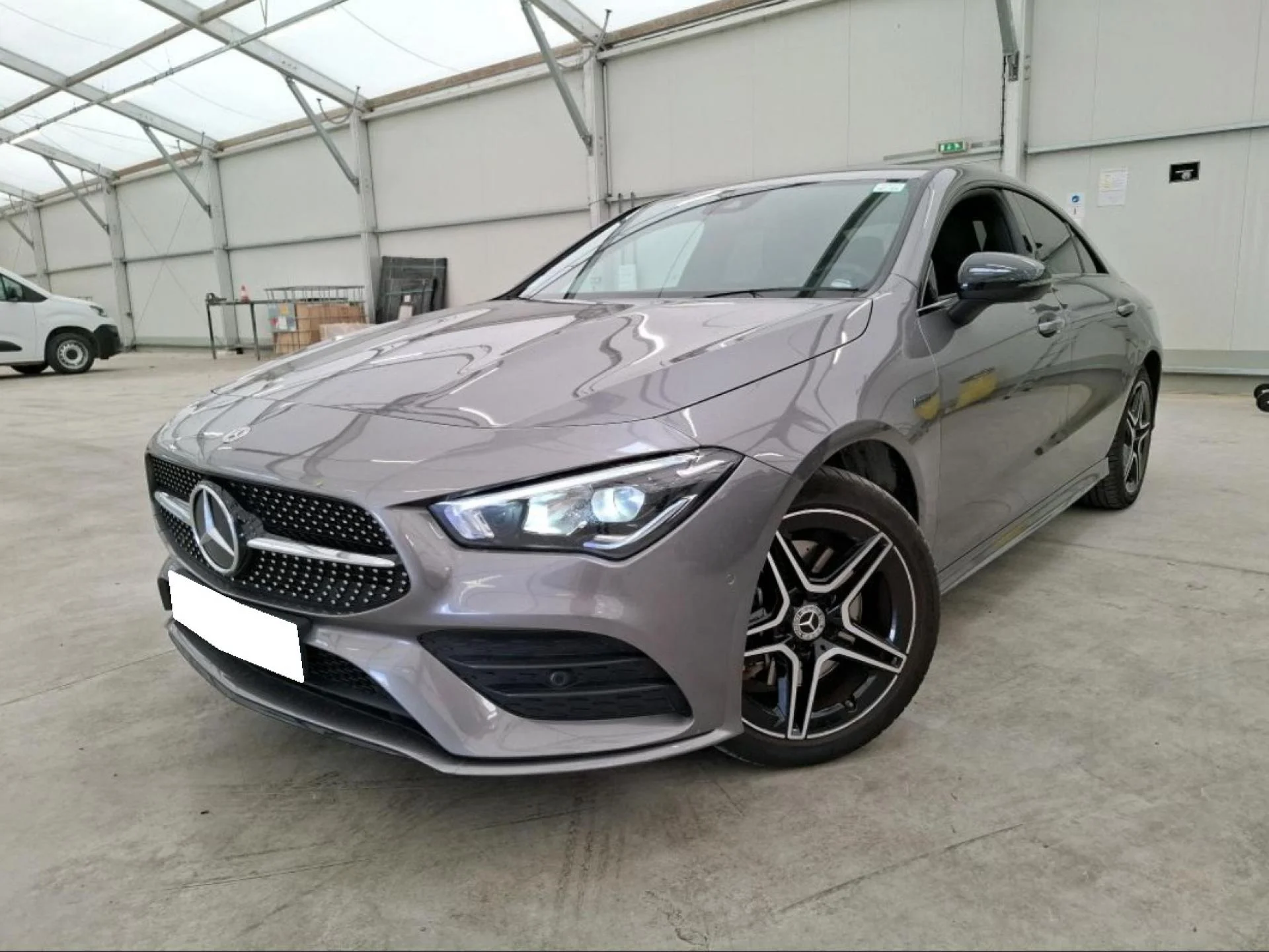 MERCEDES CLA - Miniature 14 sur 32 - Cliquer pour voir cette photo