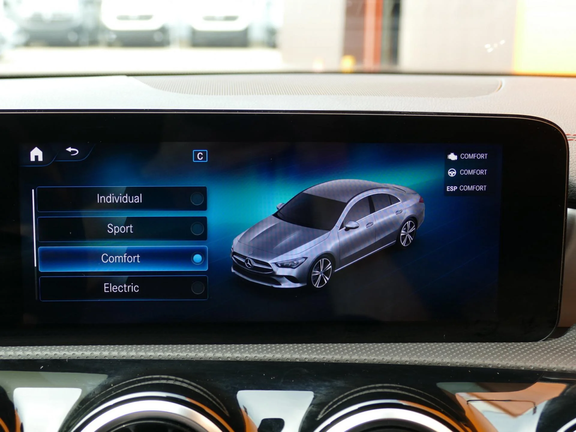MERCEDES CLA - Miniature 12 sur 32 - Cliquer pour voir cette photo