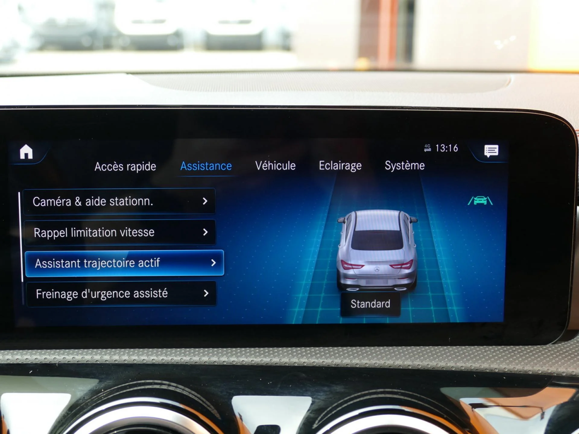MERCEDES CLA - Miniature 11 sur 32 - Cliquer pour voir cette photo