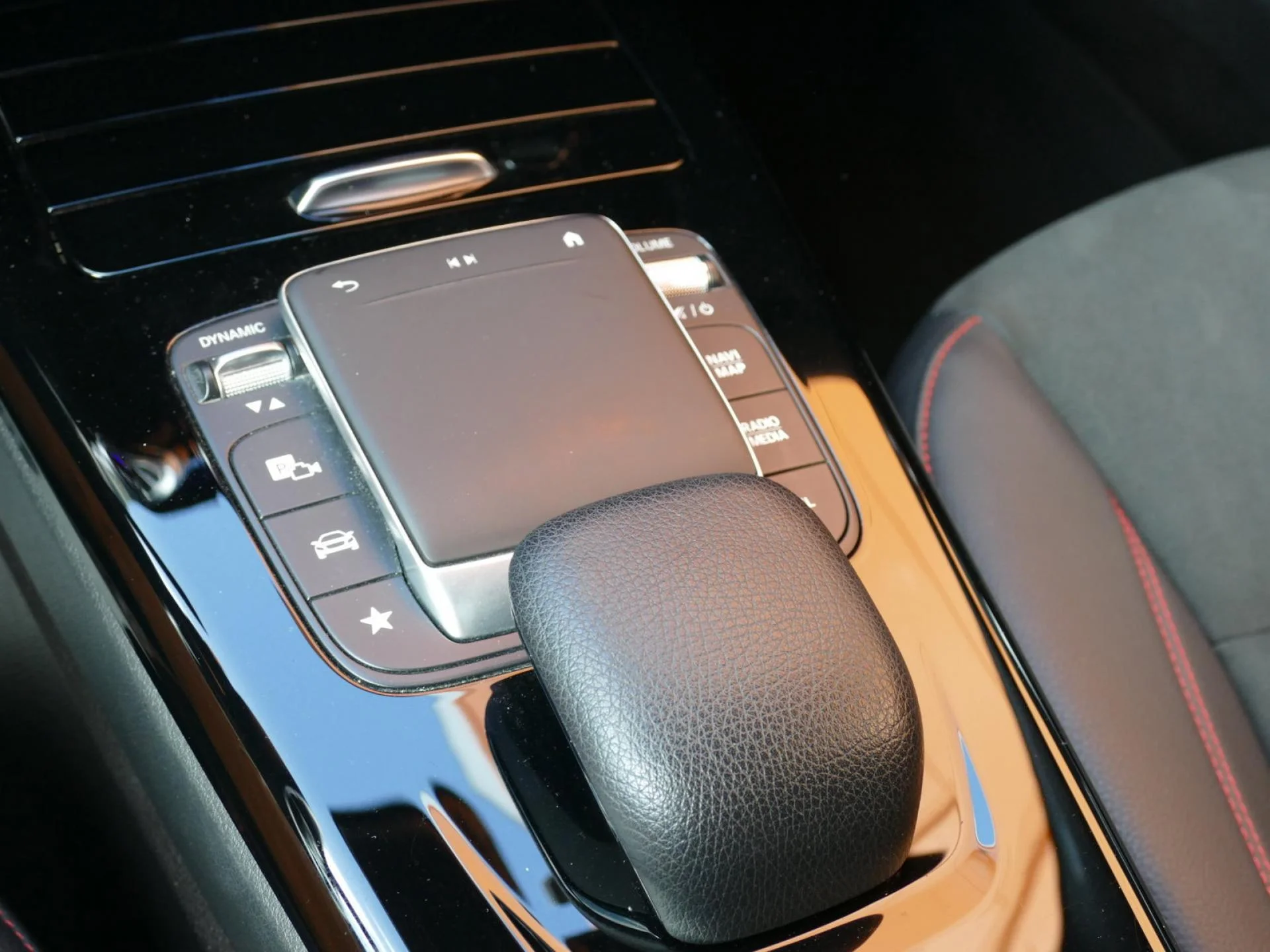 MERCEDES CLASSE A - Miniature 19 sur 32 - Cliquer pour voir cette photo