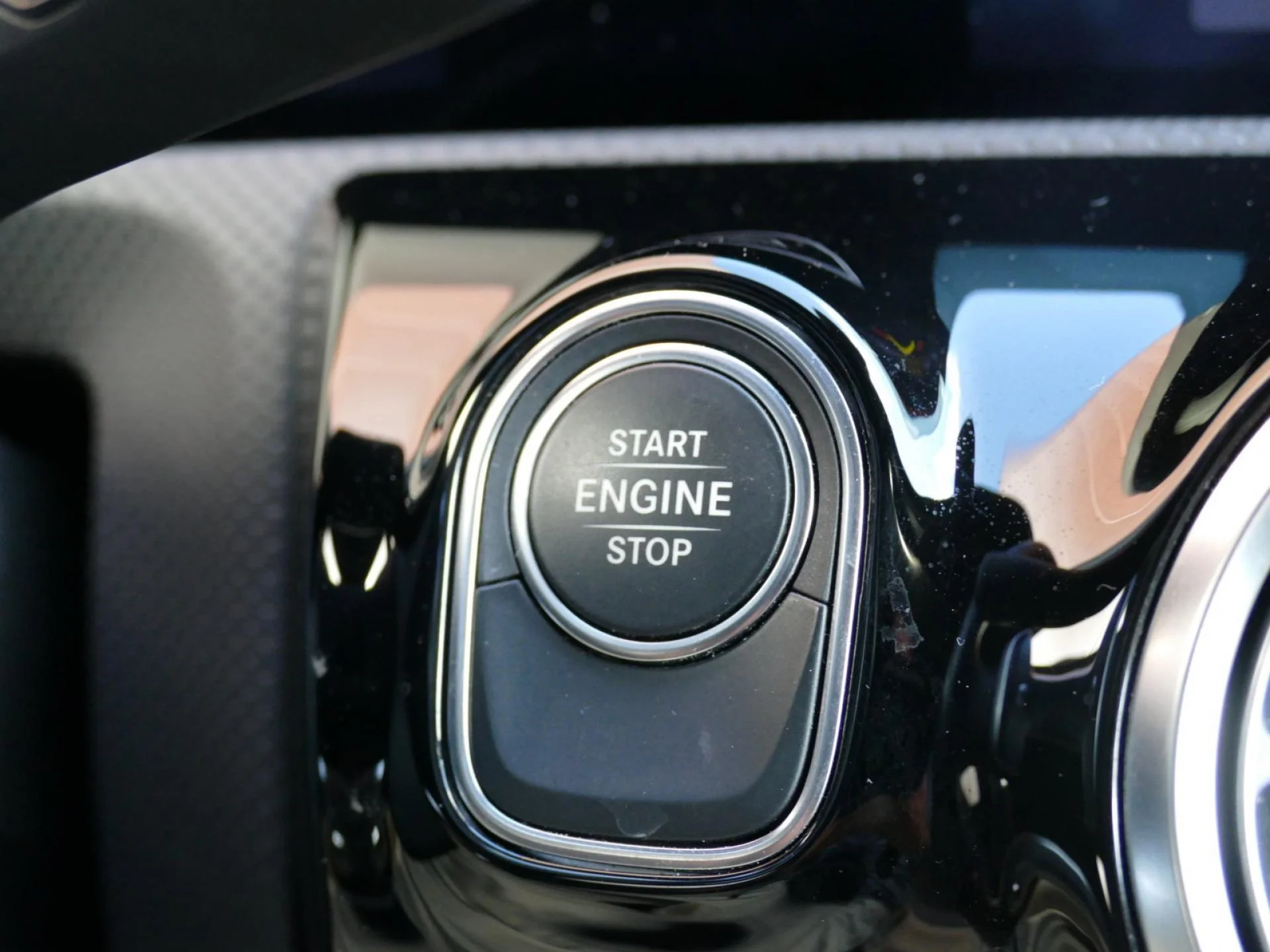 MERCEDES CLASSE A - Miniature 22 sur 34 - Cliquer pour voir cette photo