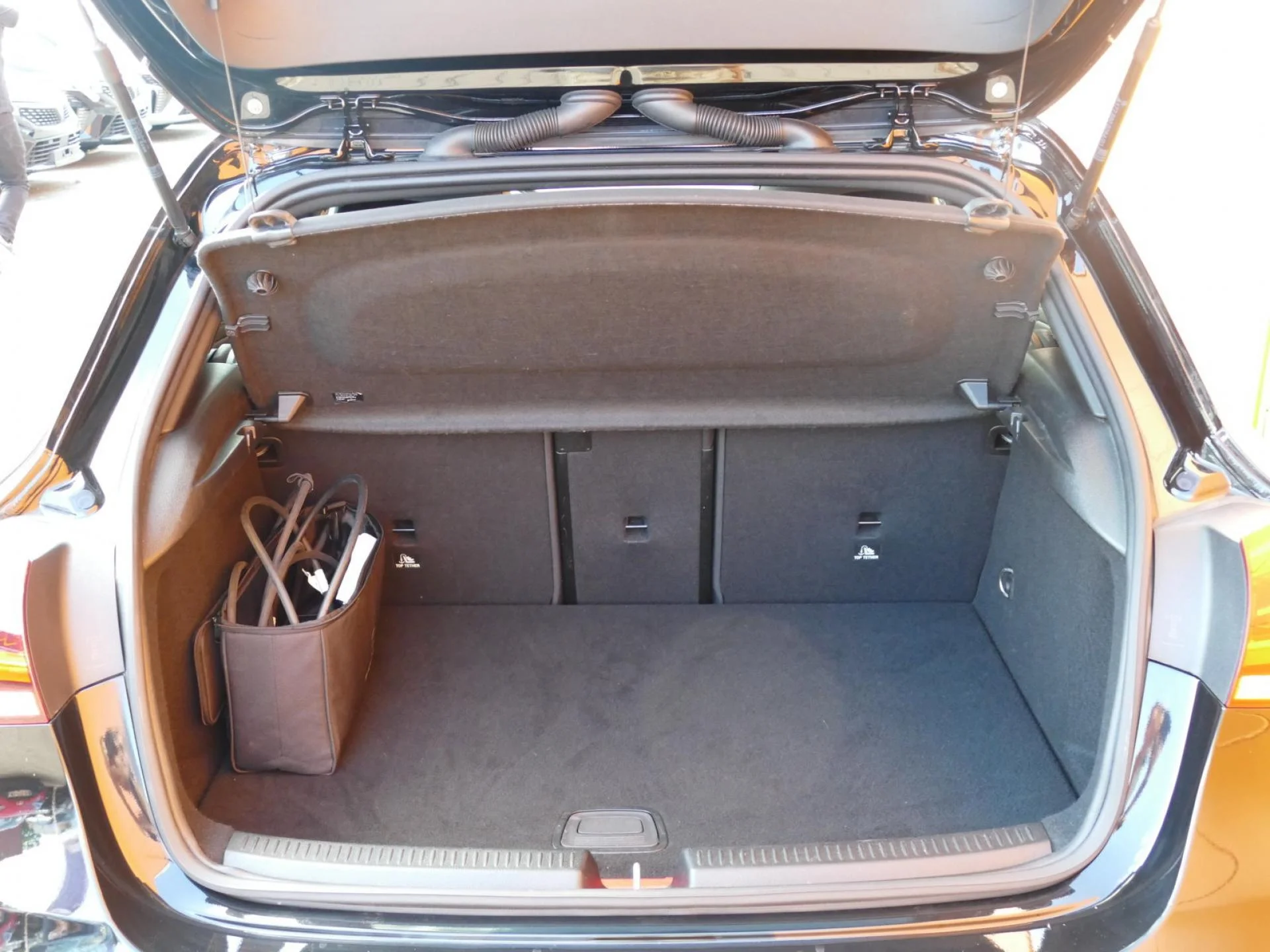 MERCEDES CLASSE A - Miniature 8 sur 34 - Cliquer pour voir cette photo