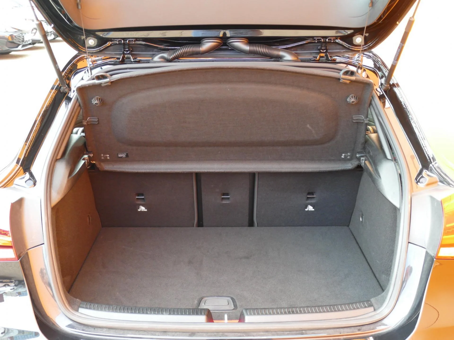 MERCEDES CLASSE A - Miniature 8 sur 37 - Cliquer pour voir cette photo