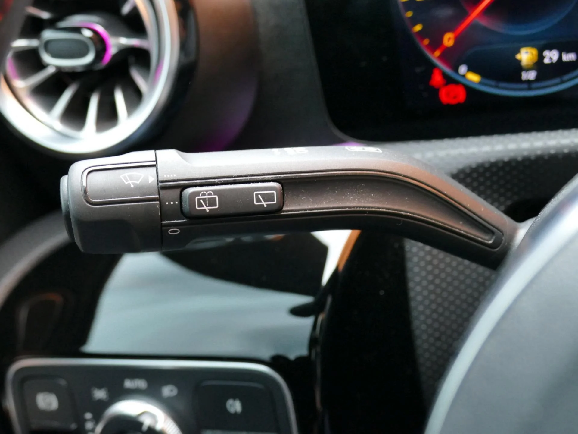 MERCEDES CLASSE A - Miniature 25 sur 33 - Cliquer pour voir cette photo