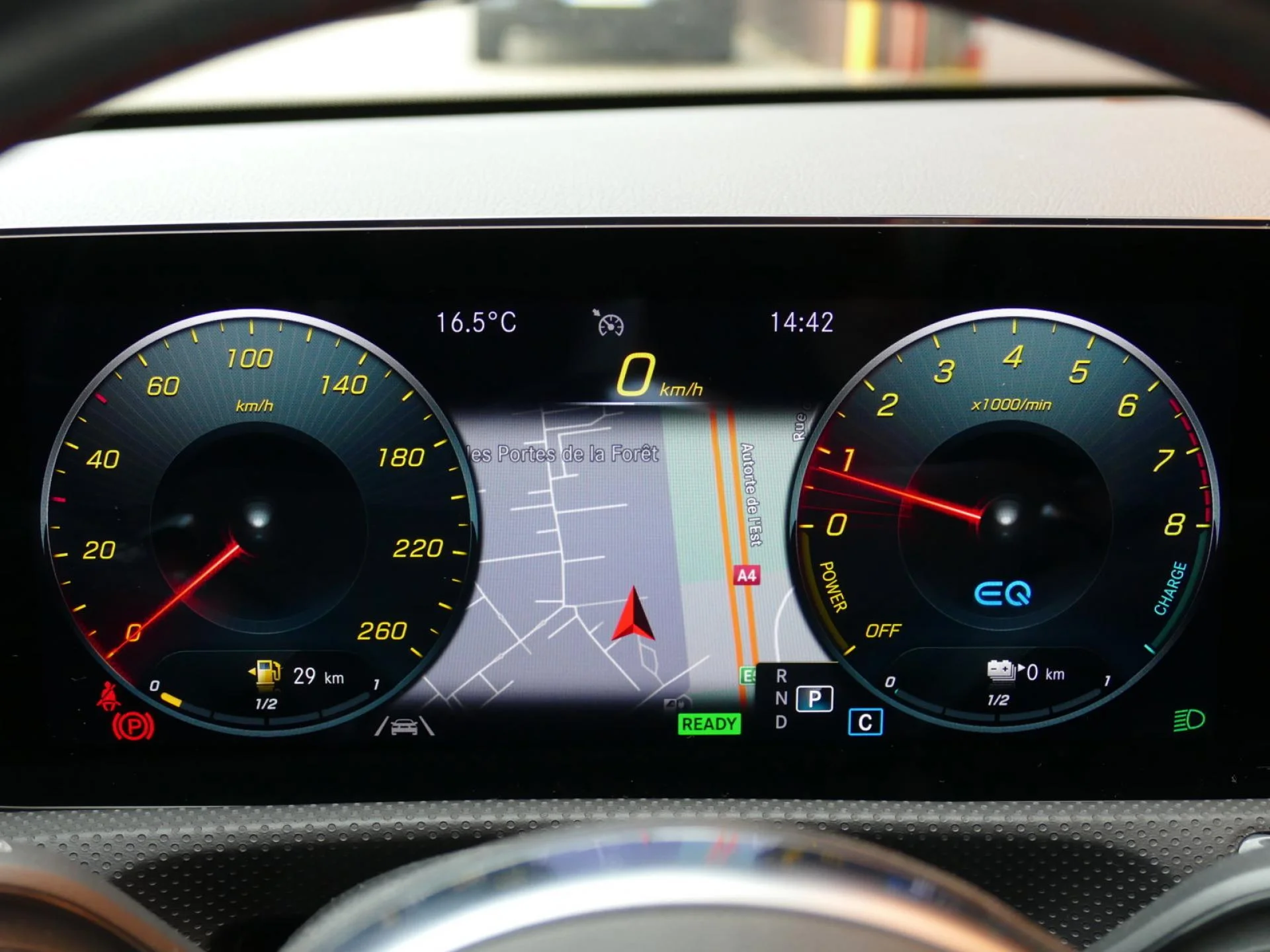 MERCEDES CLASSE A - Miniature 16 sur 33 - Cliquer pour voir cette photo