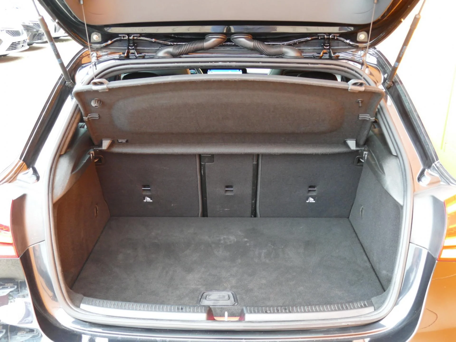 MERCEDES CLASSE A - Miniature 8 sur 33 - Cliquer pour voir cette photo