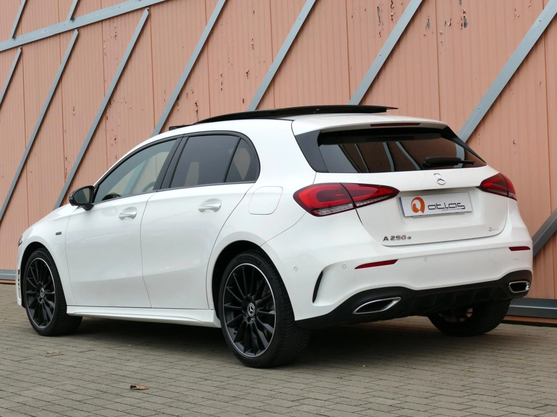 MERCEDES CLASSE A - Miniature 4 sur 33 - Cliquer pour voir cette photo