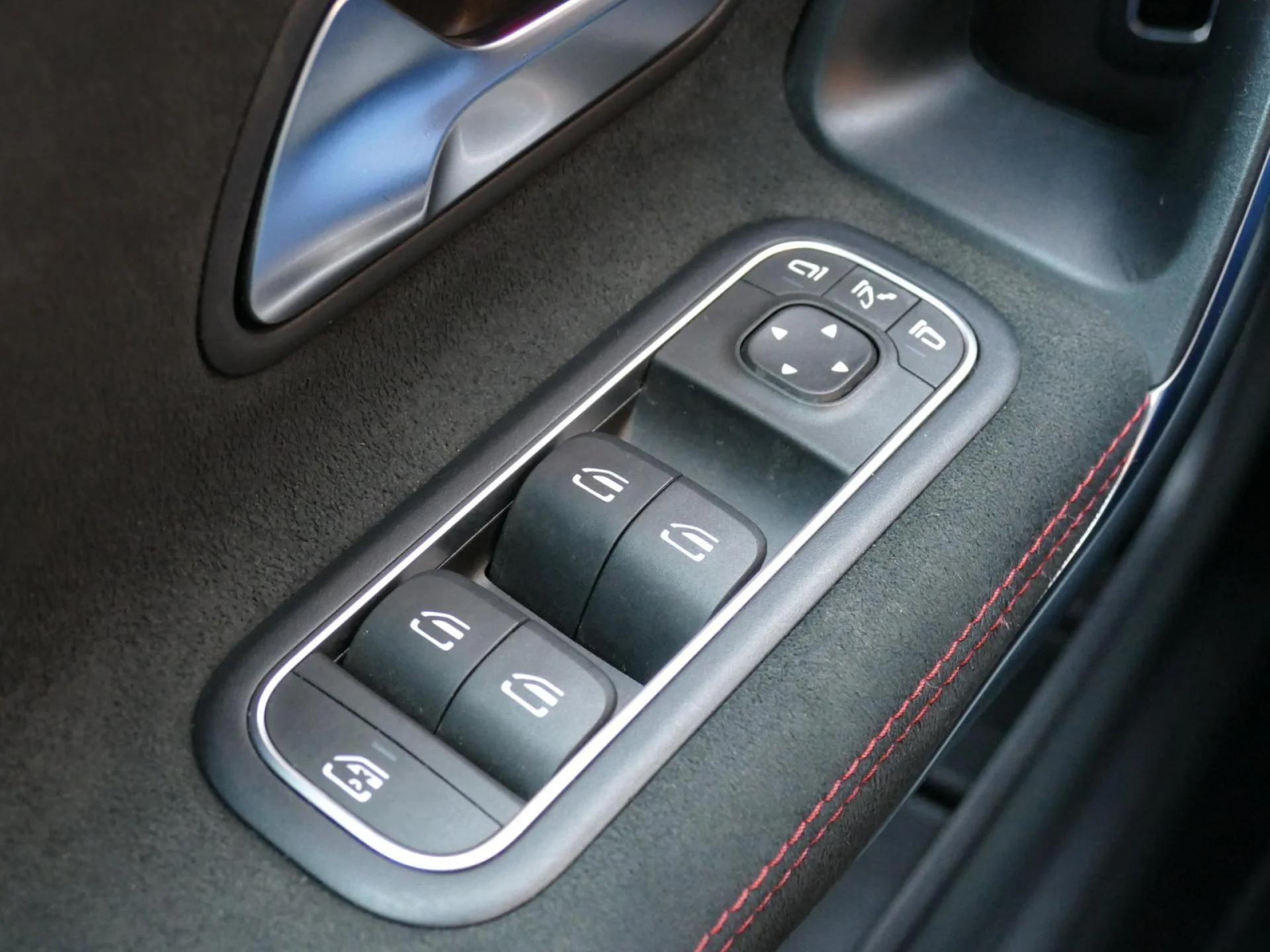 MERCEDES CLASSE A - Miniature 19 sur 29 - Cliquer pour voir cette photo