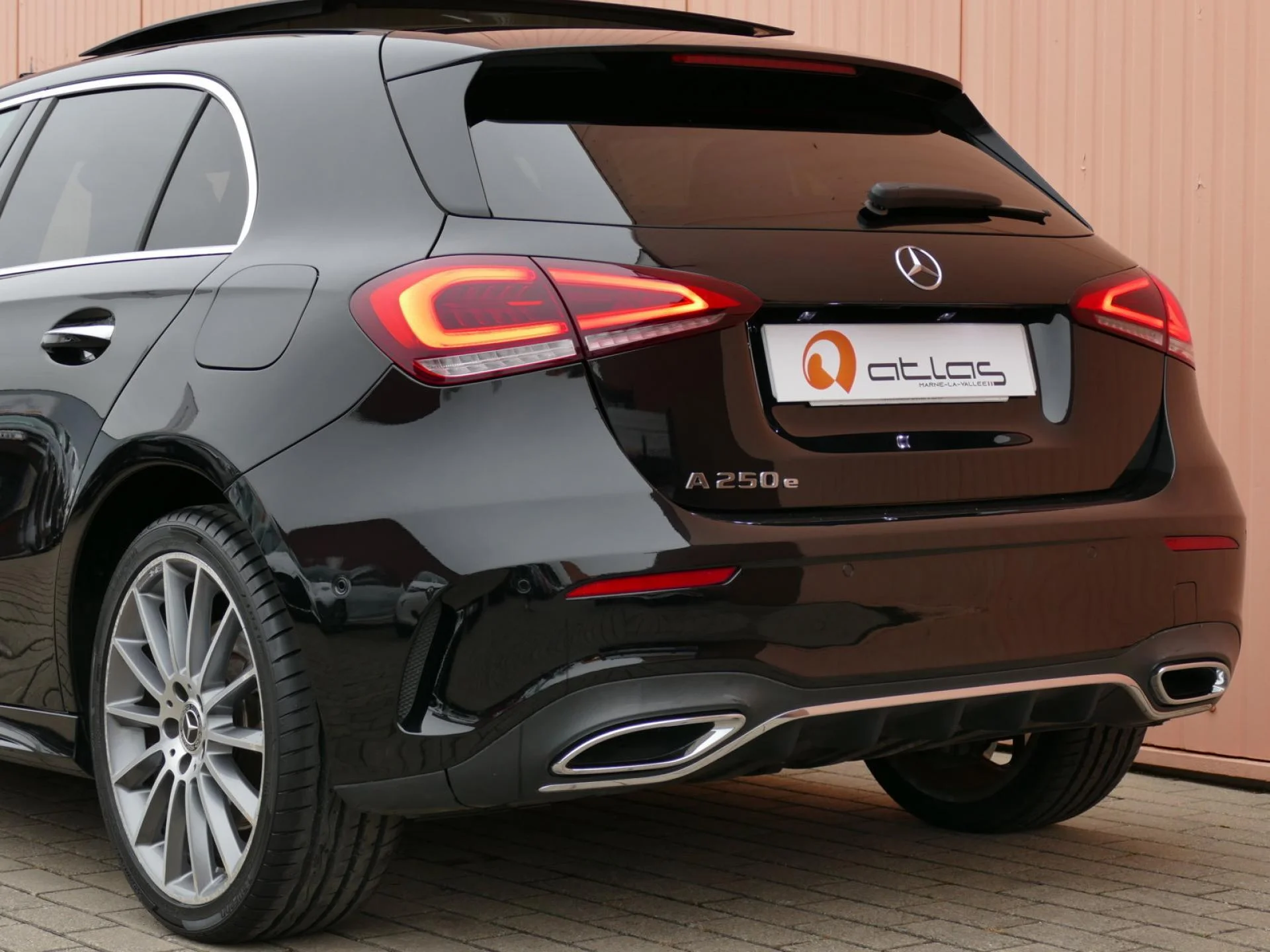 MERCEDES CLASSE A - Miniature 27 sur 29 - Cliquer pour voir cette photo