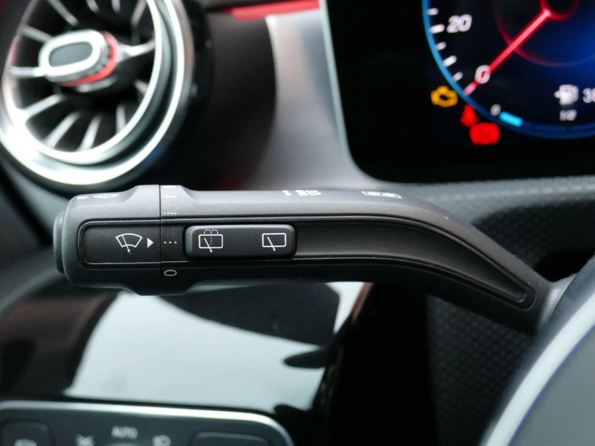 MERCEDES CLASSE A - Miniature 20 sur 29 - Cliquer pour voir cette photo