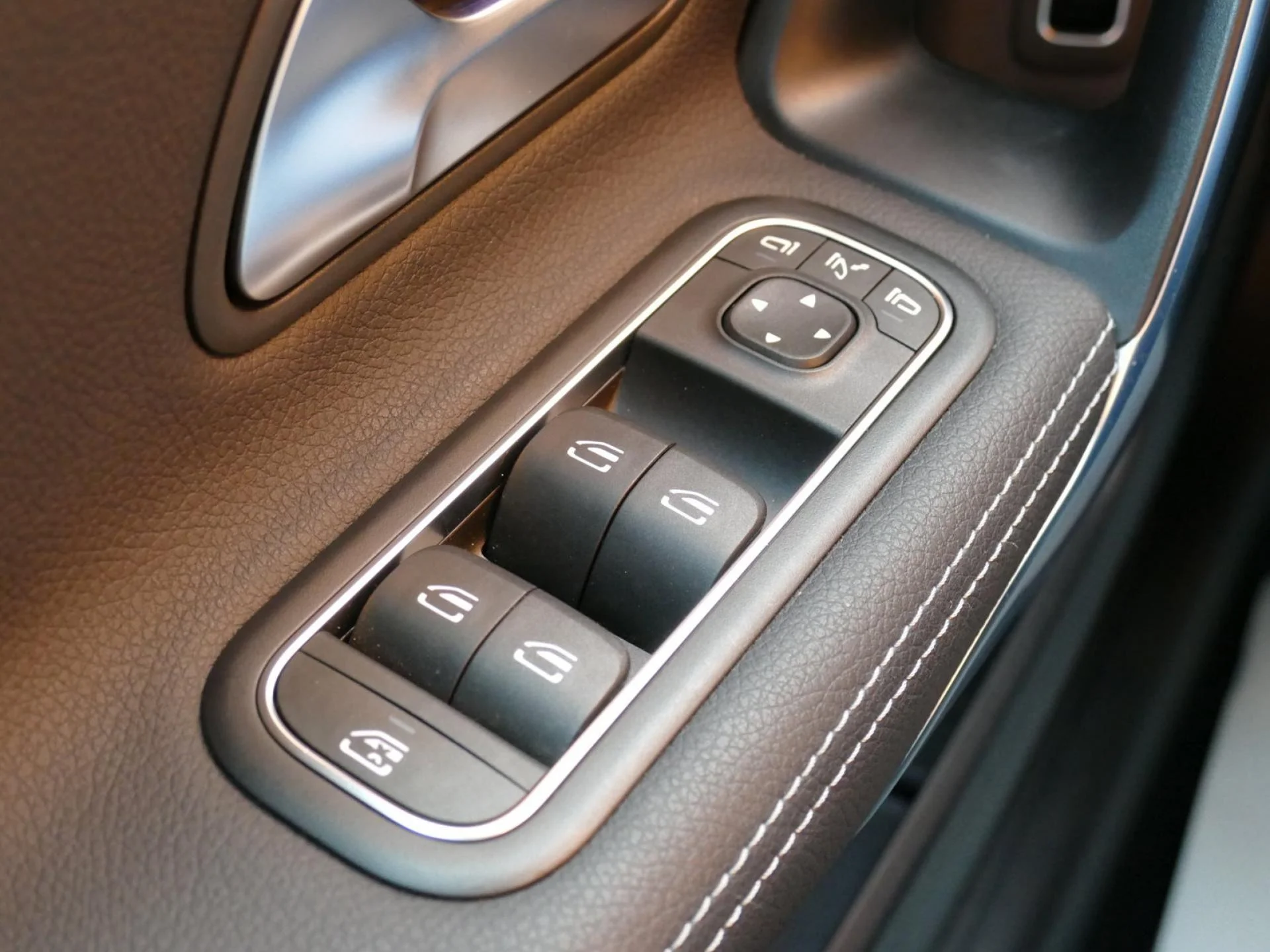 MERCEDES CLASSE A - Miniature 26 sur 37 - Cliquer pour voir cette photo